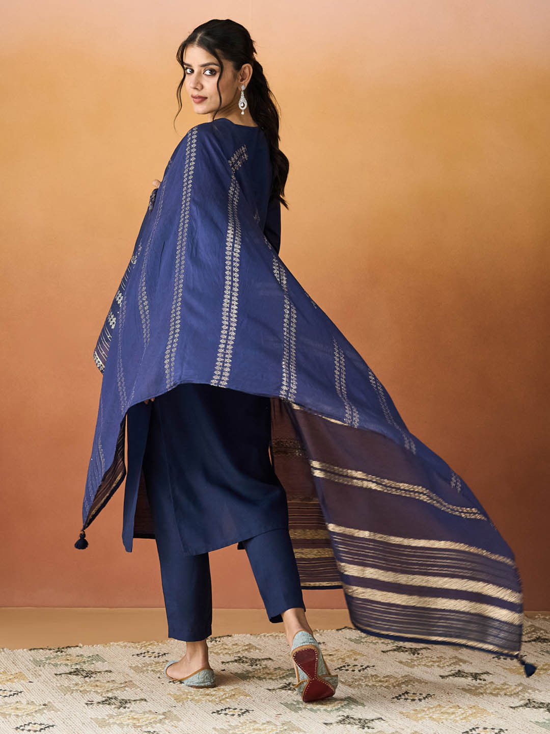 Women Ethnic Motifs Embroidered Regular Thread Work Kurta with Trousers & With Dupatta
