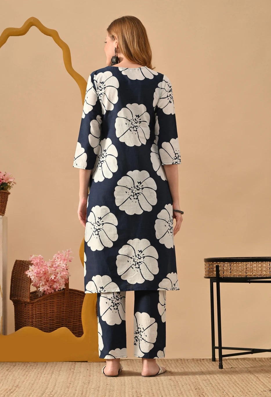 Women Pure Cotton Kurta Pant Set