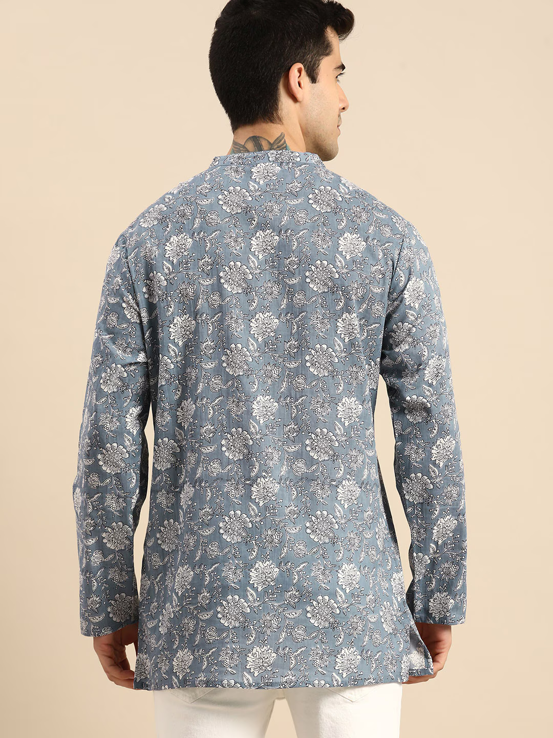 Men Grey & White Floral Printed Pure Cotton Straight Kurta