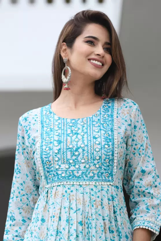 Women Blue&White Viscose Rayon Kurta Pant Dupatta Set