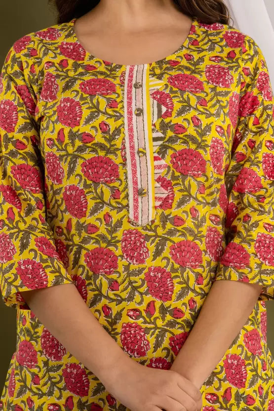 Women Pure Cotton Kurta Pant Dupatta Set (Multicolor)