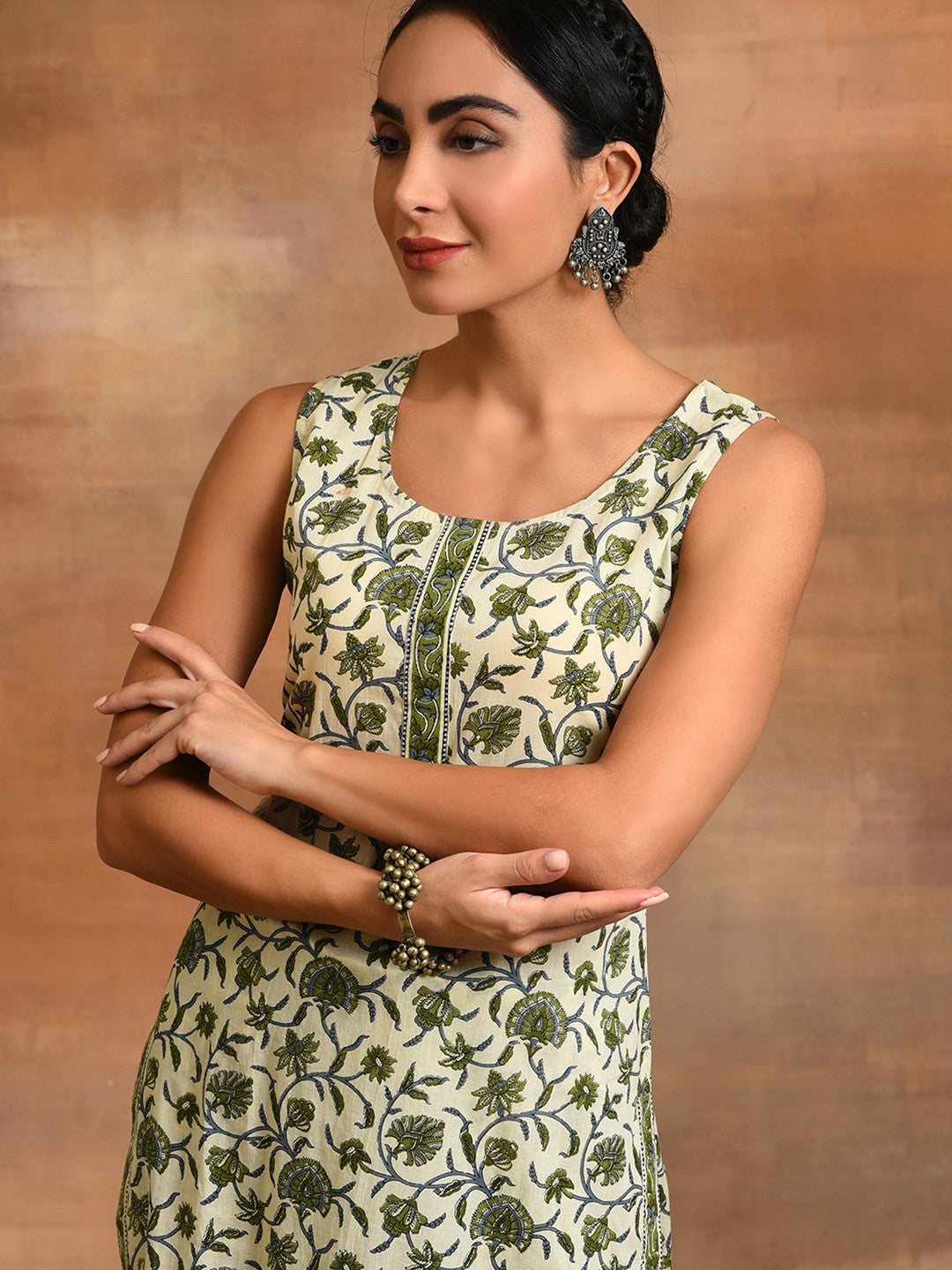 Floral Printed Pure Cotton Straight Kurta with Trousers