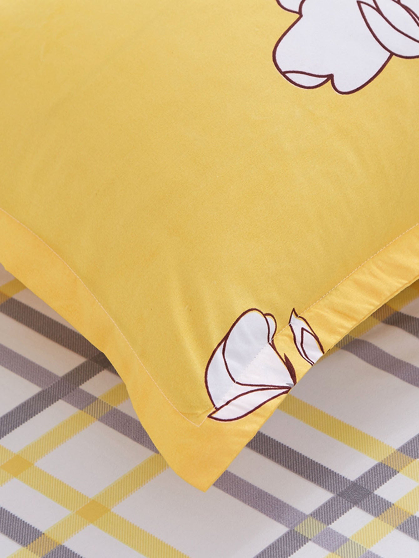 Flower & Gingham Print Sheet Set