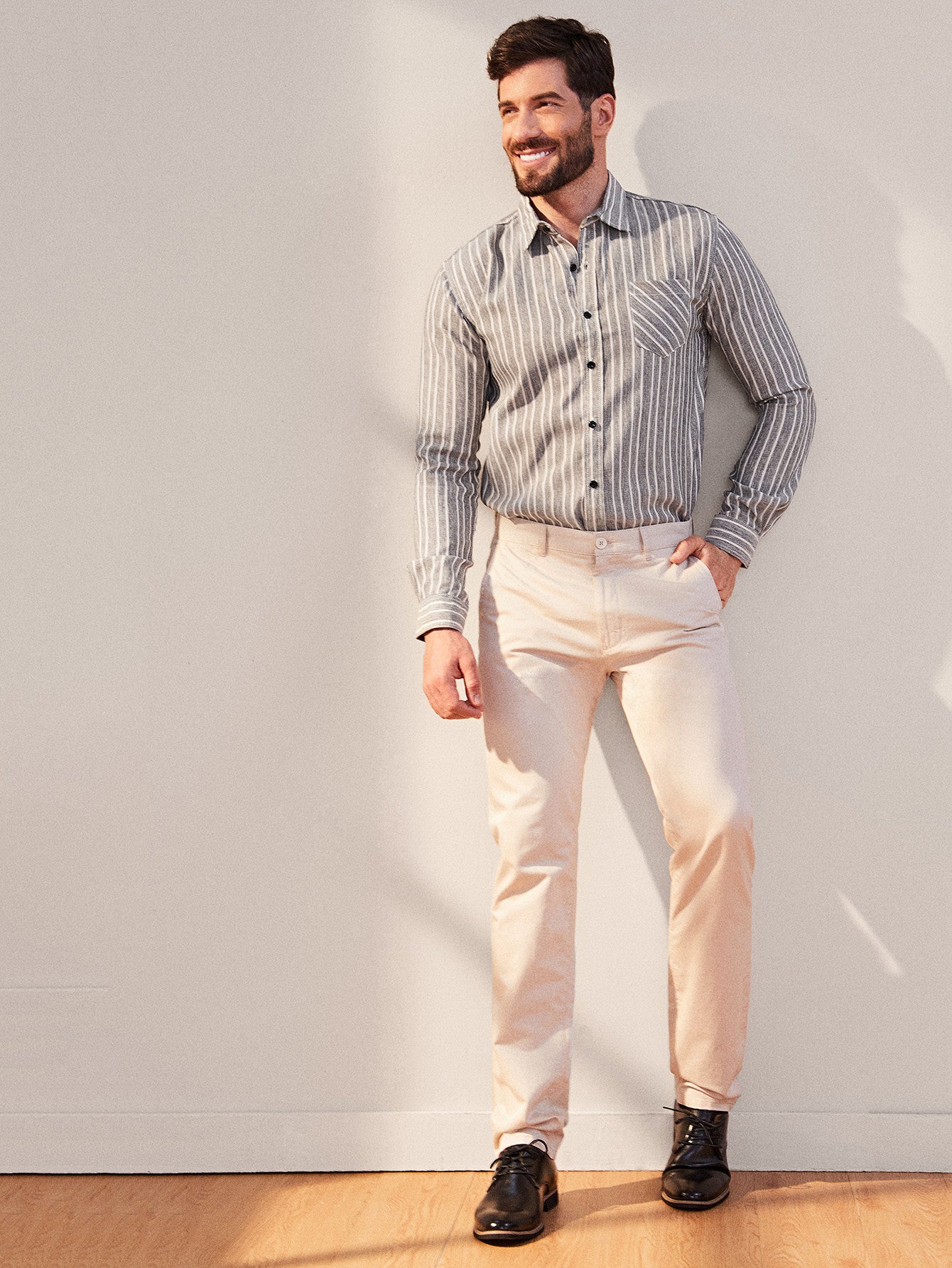Men Striped Single Sleeve Pocket Shirt