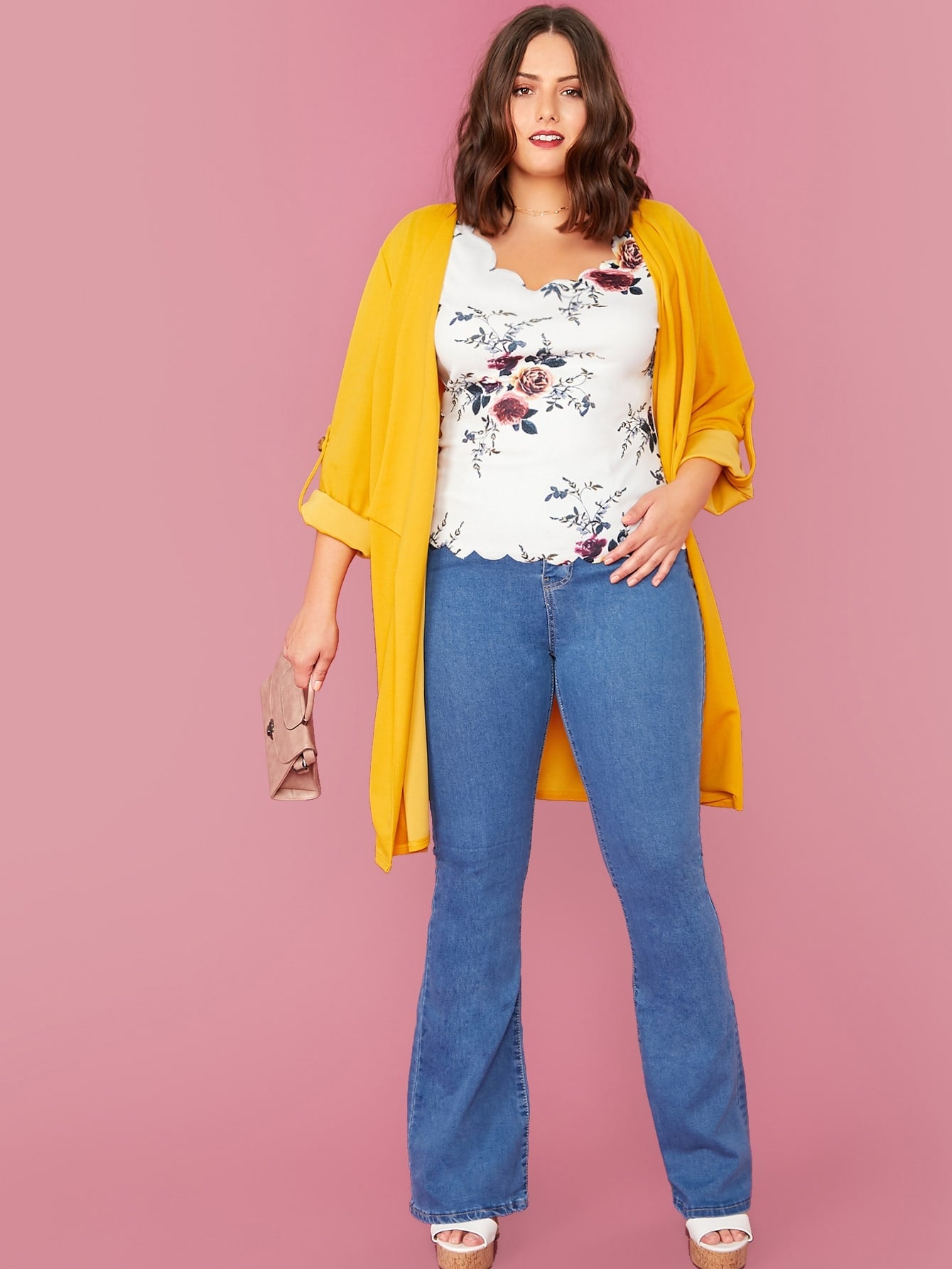 Plus Floral Print Scallop Trim Top