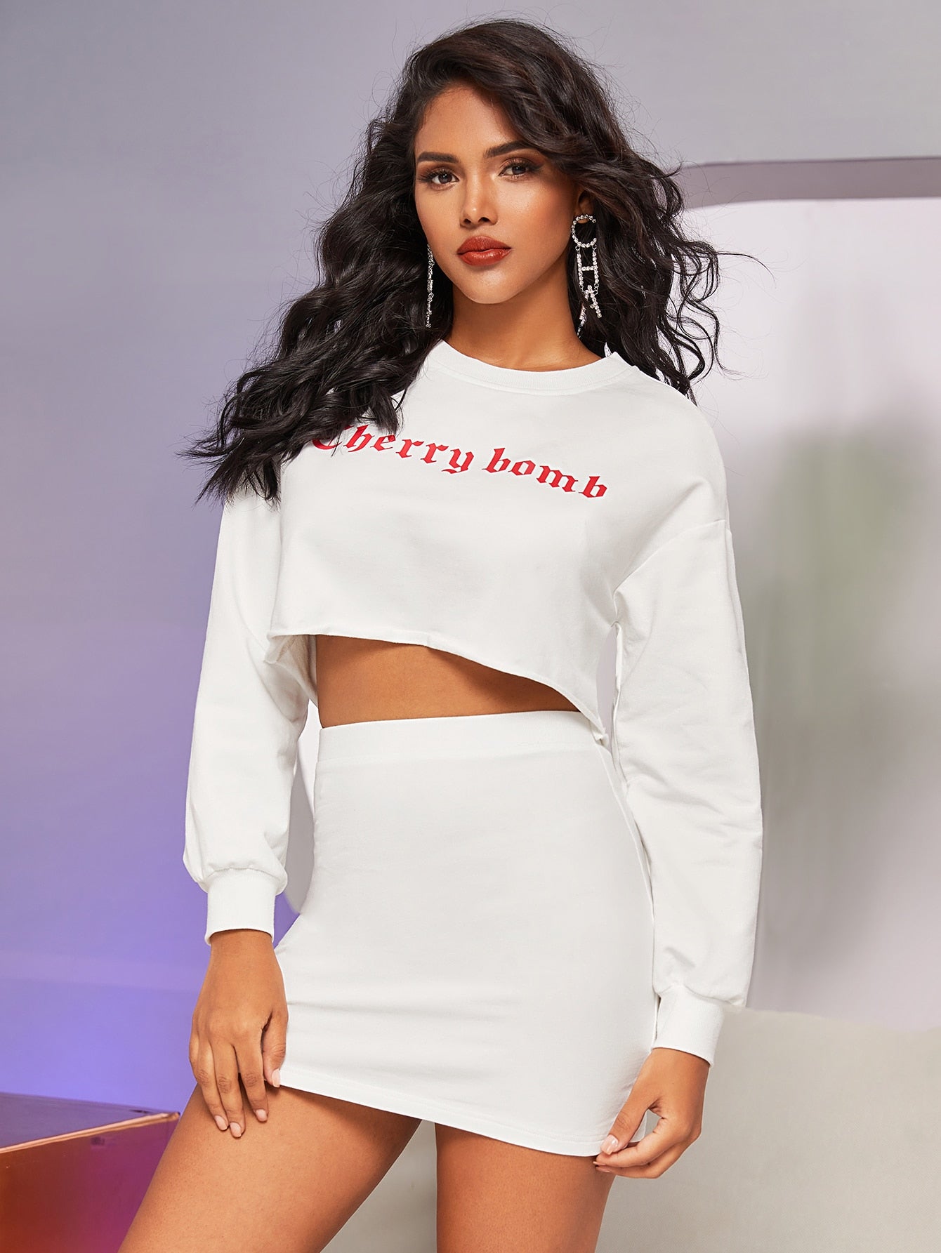 Drop Shoulder Letter Graphic Top & Bodycon Skirt Set
