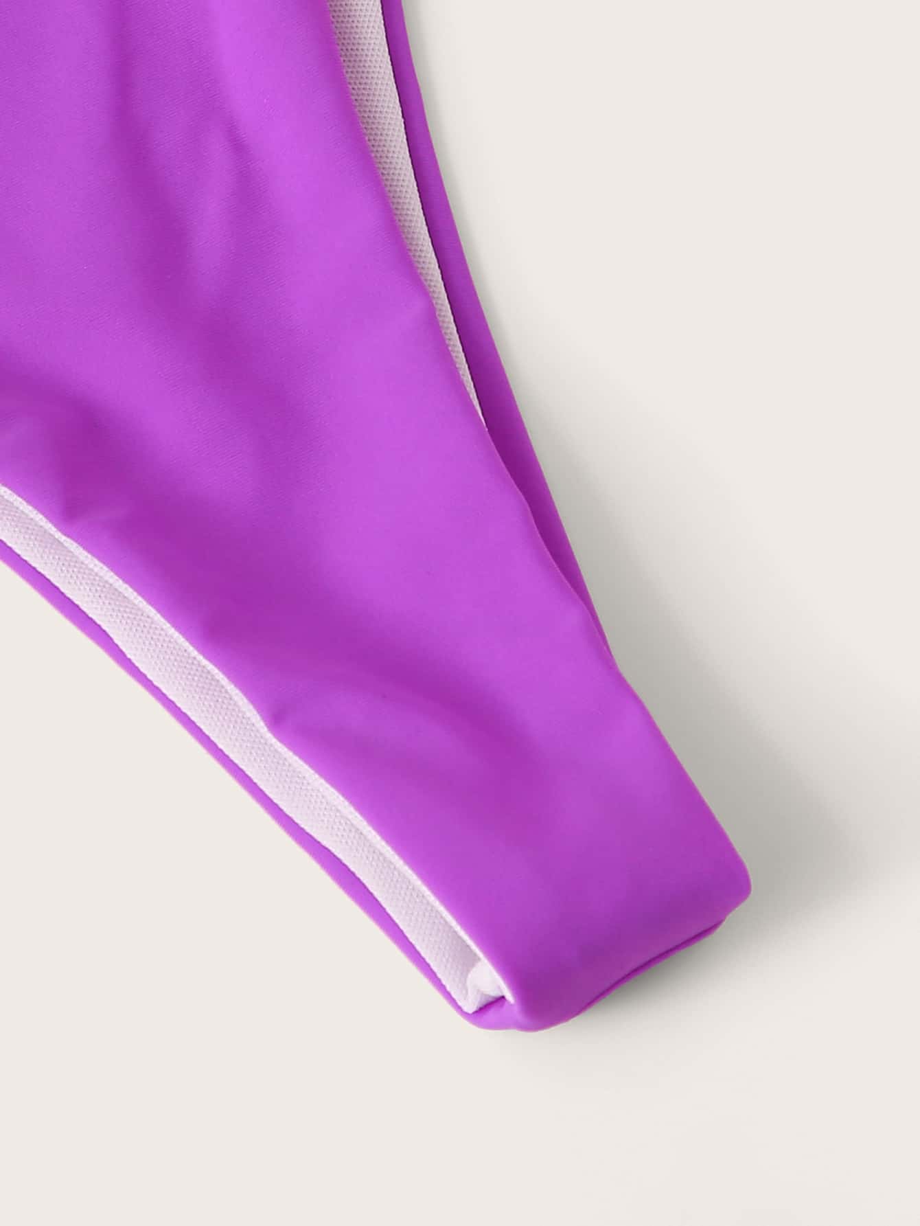 Ring Linked Triangle Top With Tie Side Bikini Set