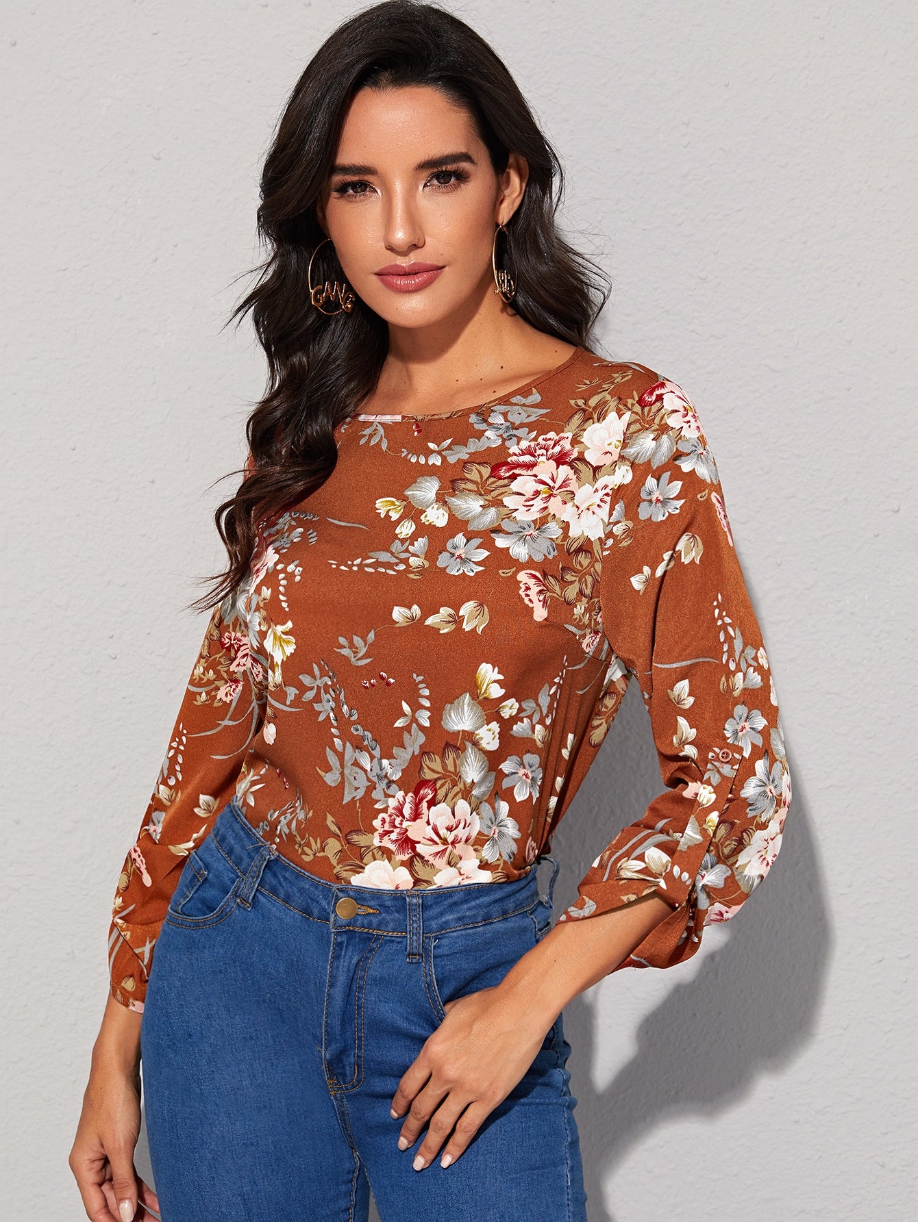 Floral Print Roll Tab Sleeve Top