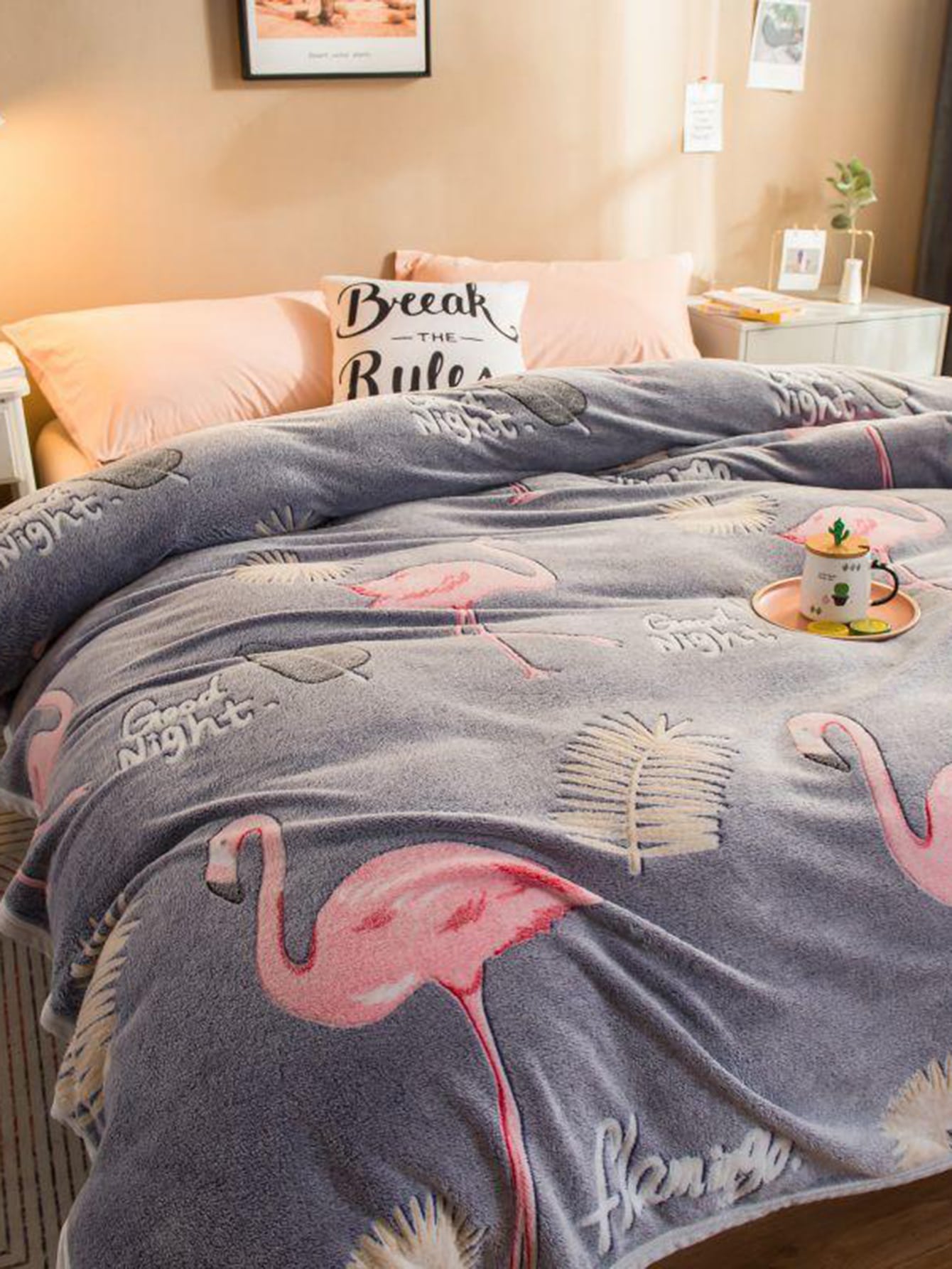 Flamingo & Leaf Print Blanket