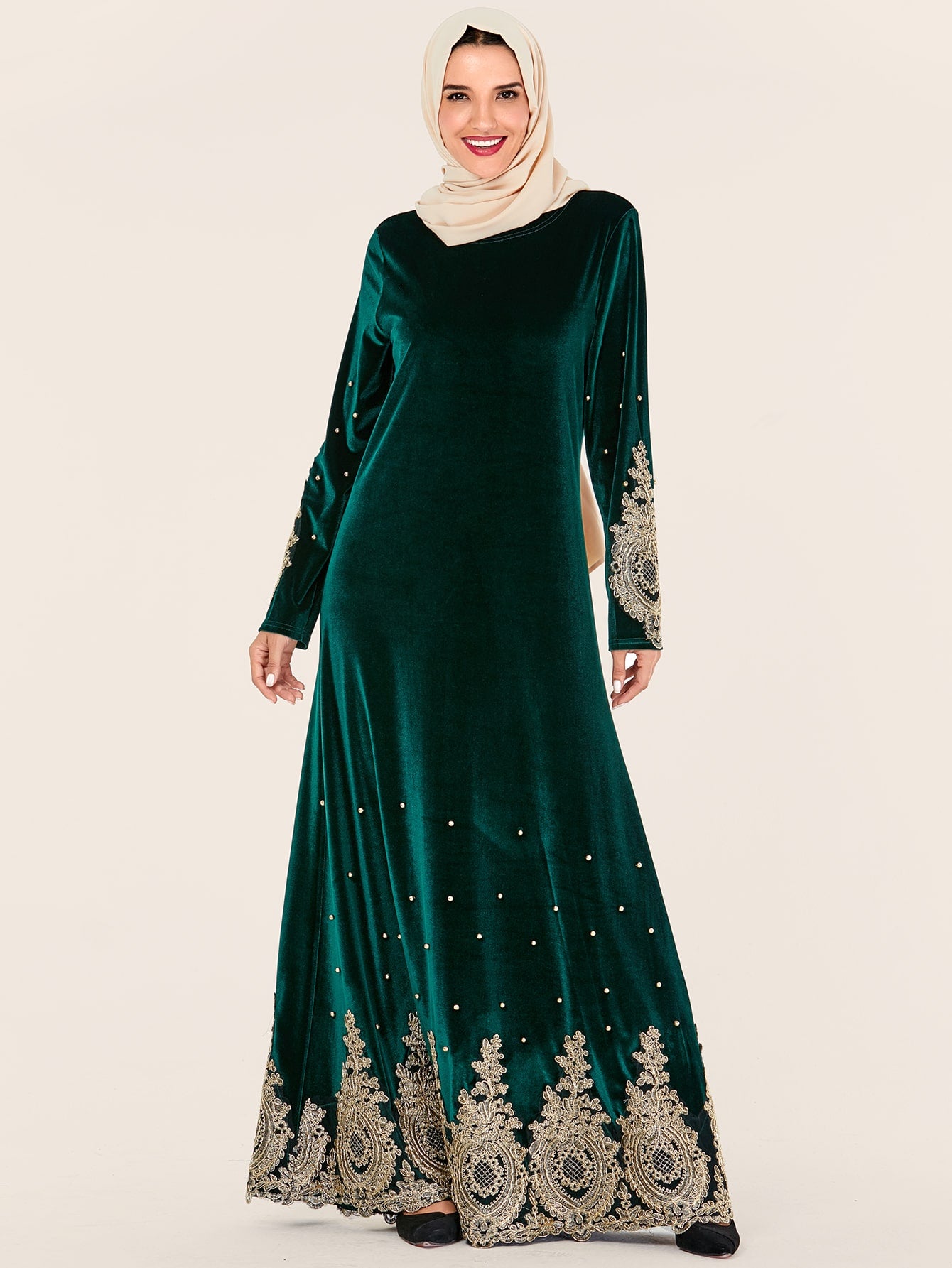 Velvet Appliques Pearls Decoration Abaya Dress