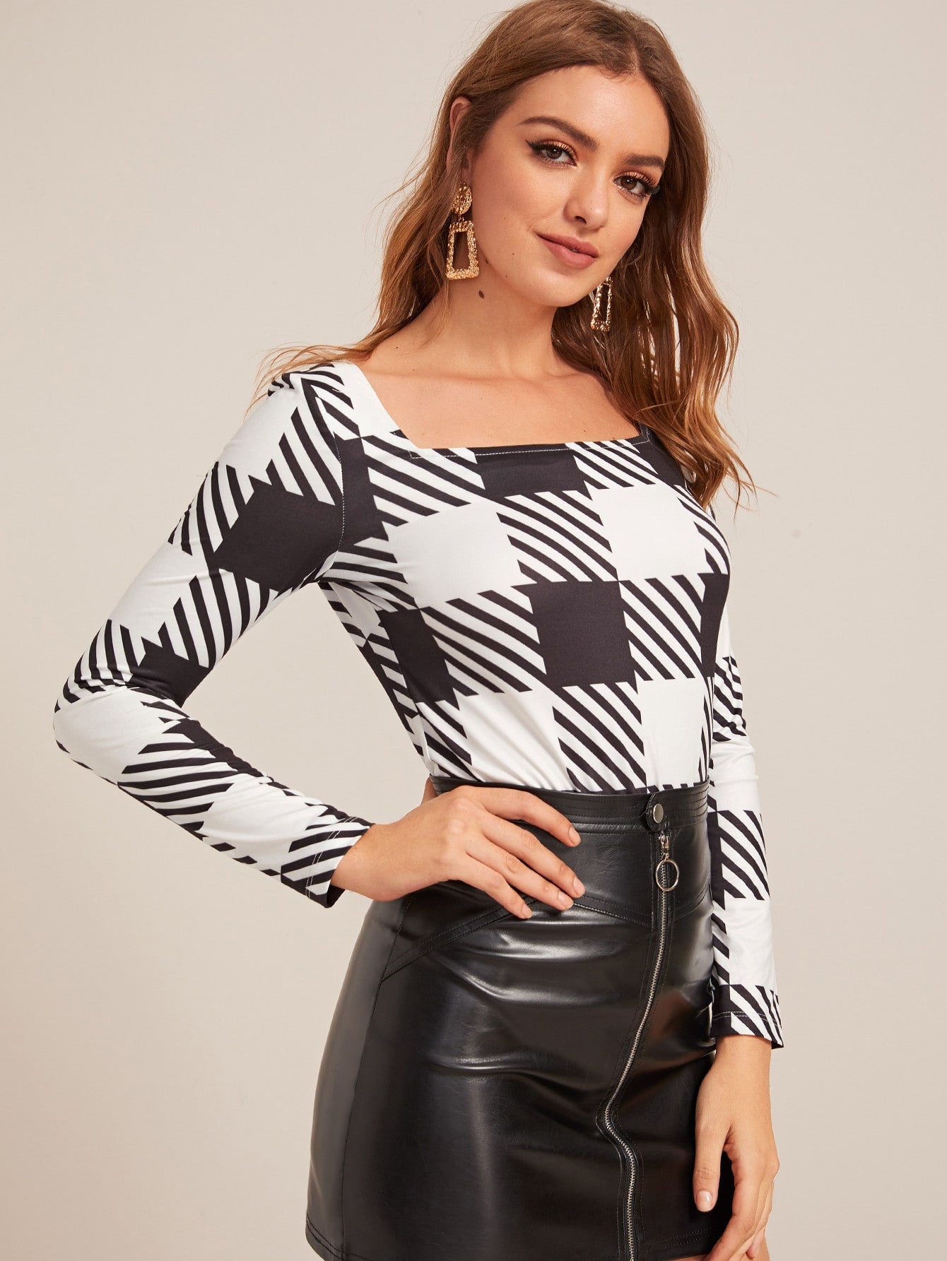 Square Neck Form Fitted Tee