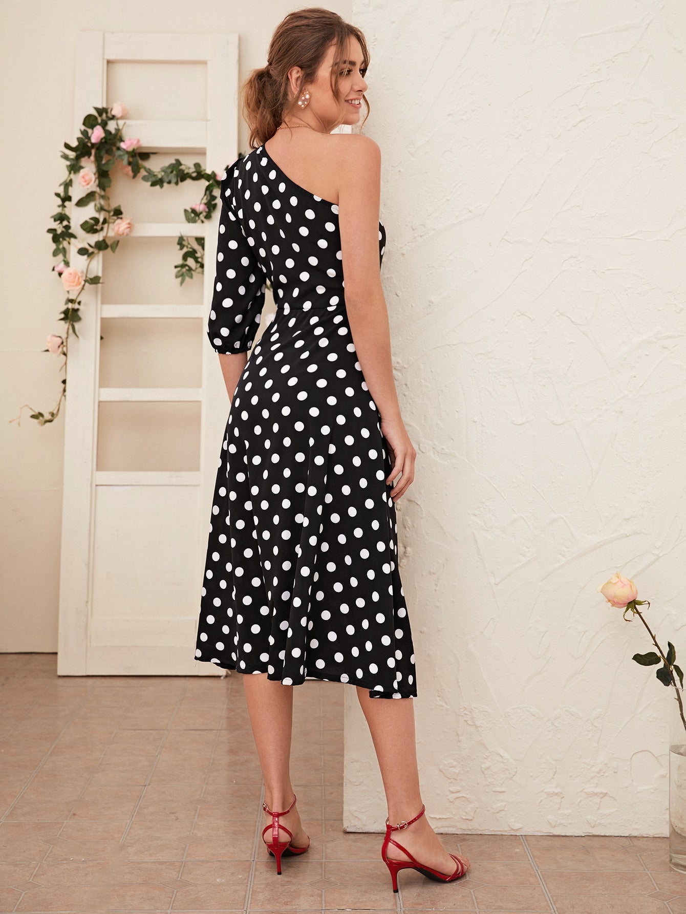 Polka Dot One Shoulder Split Thigh Dress