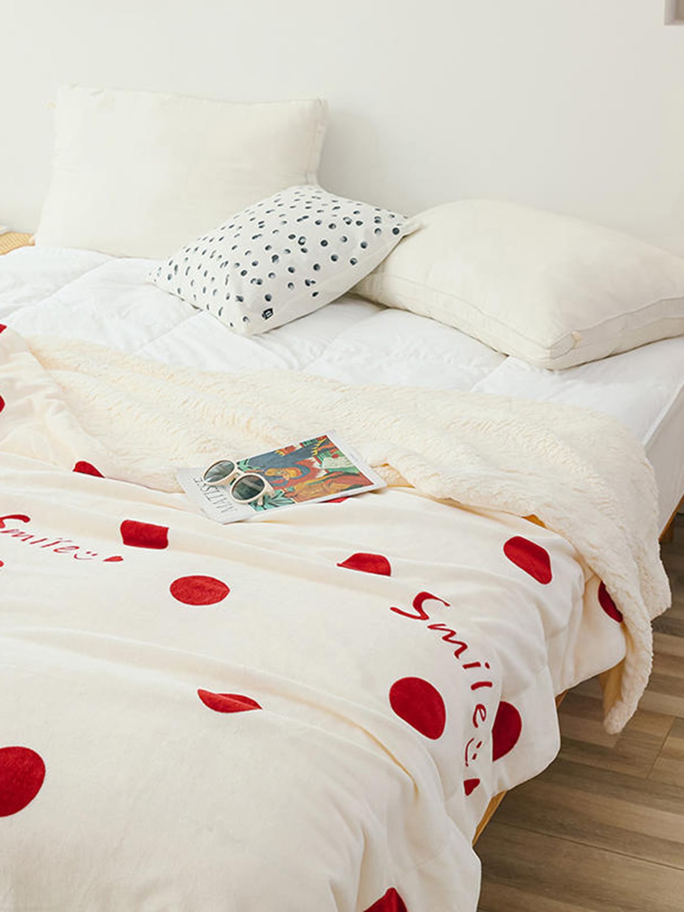 1pc Polka Dot & Letter Graphic Blanket