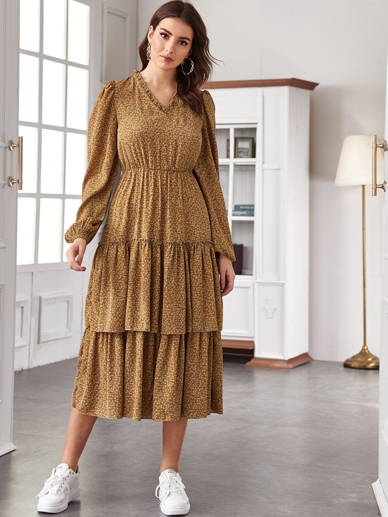 V-neck Lantern Sleeve Layered Ruffle Hem Ditsy Floral Dress