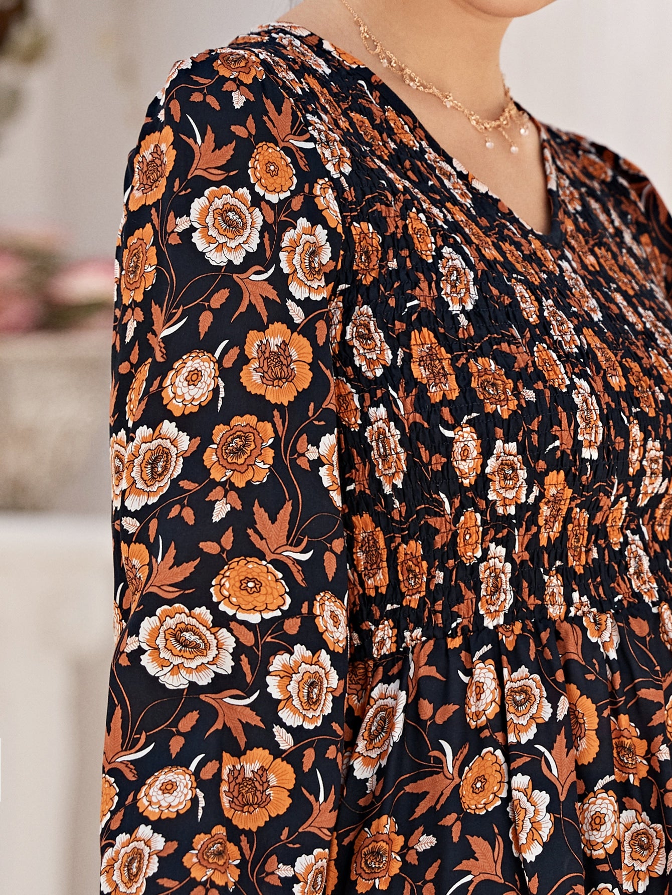 Floral Print Shirred Bodice Lantern Sleeve Dress