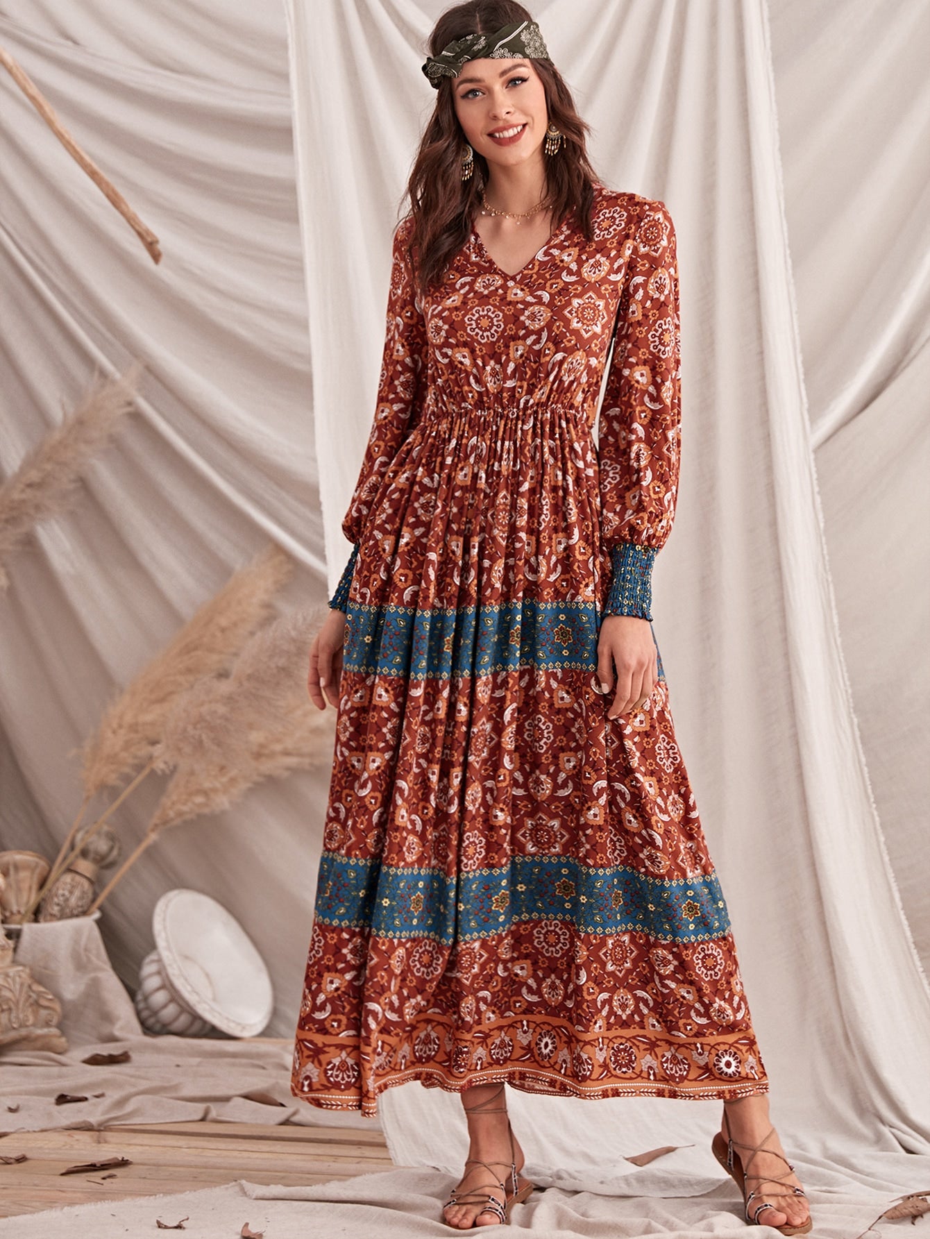 Shirred Cuff Floral Print Dress