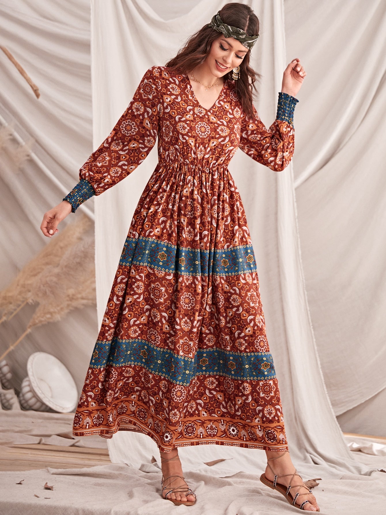 Shirred Cuff Floral Print Dress
