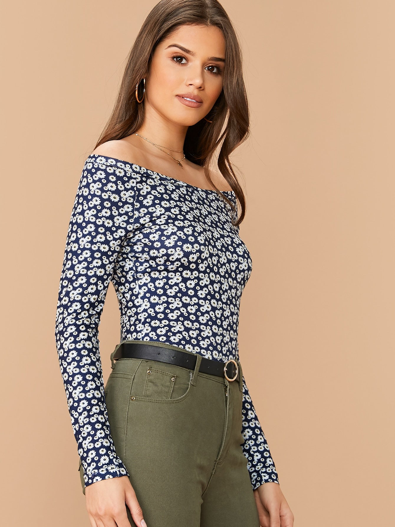 Off Shoulder Daisy Floral Print Top