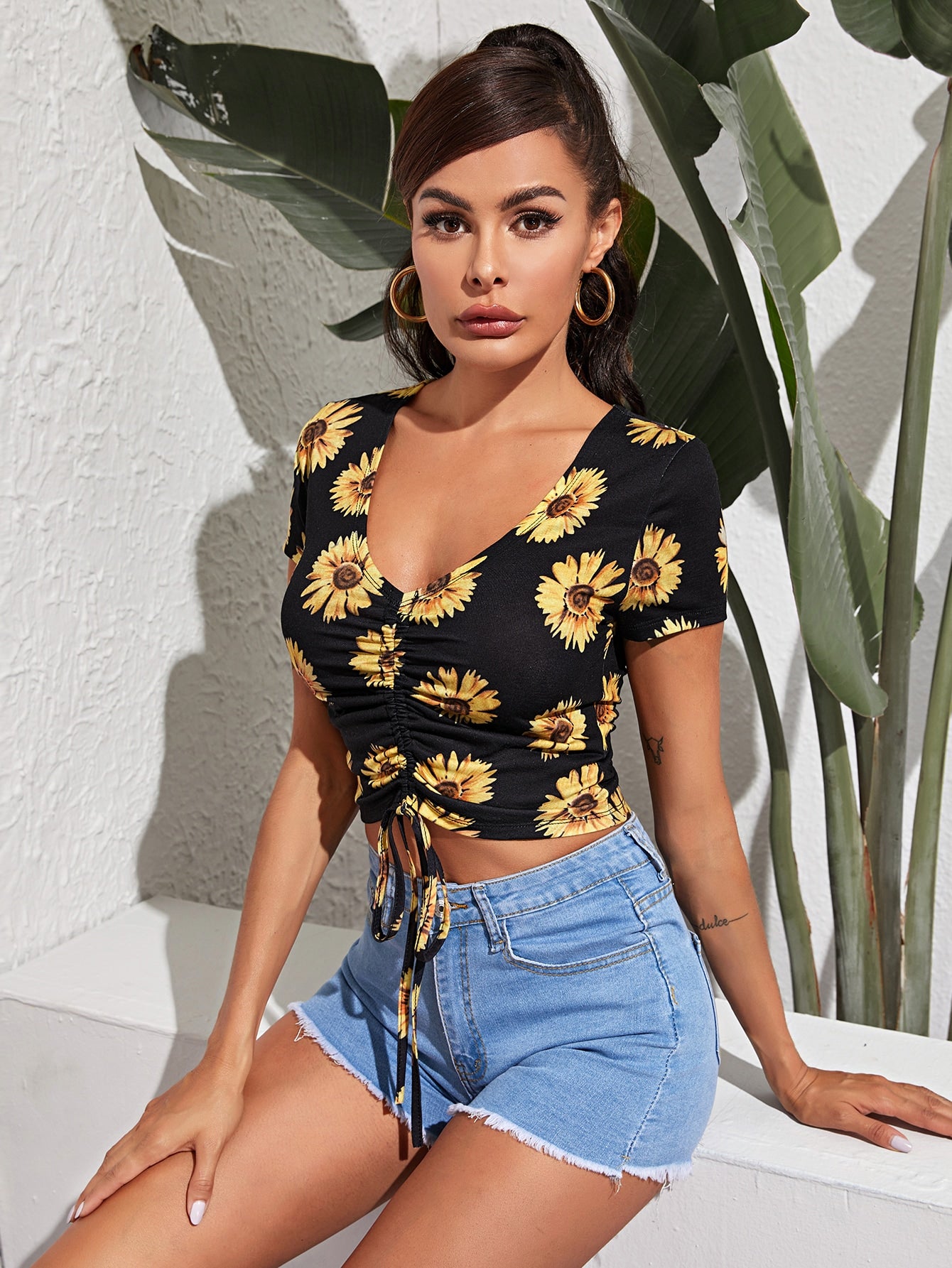 Drawstring Tie Front Sunflower Crop Tee
