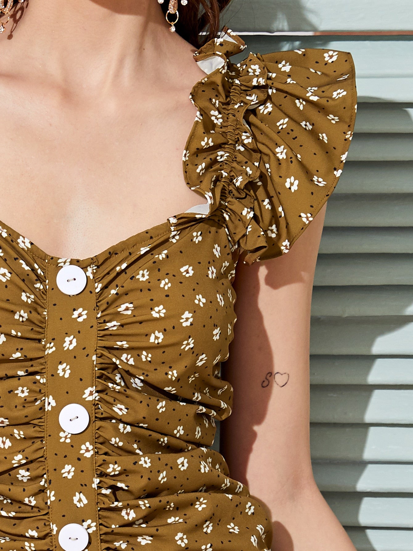 Ditsy Floral Button Through Ruched Fitted Dress