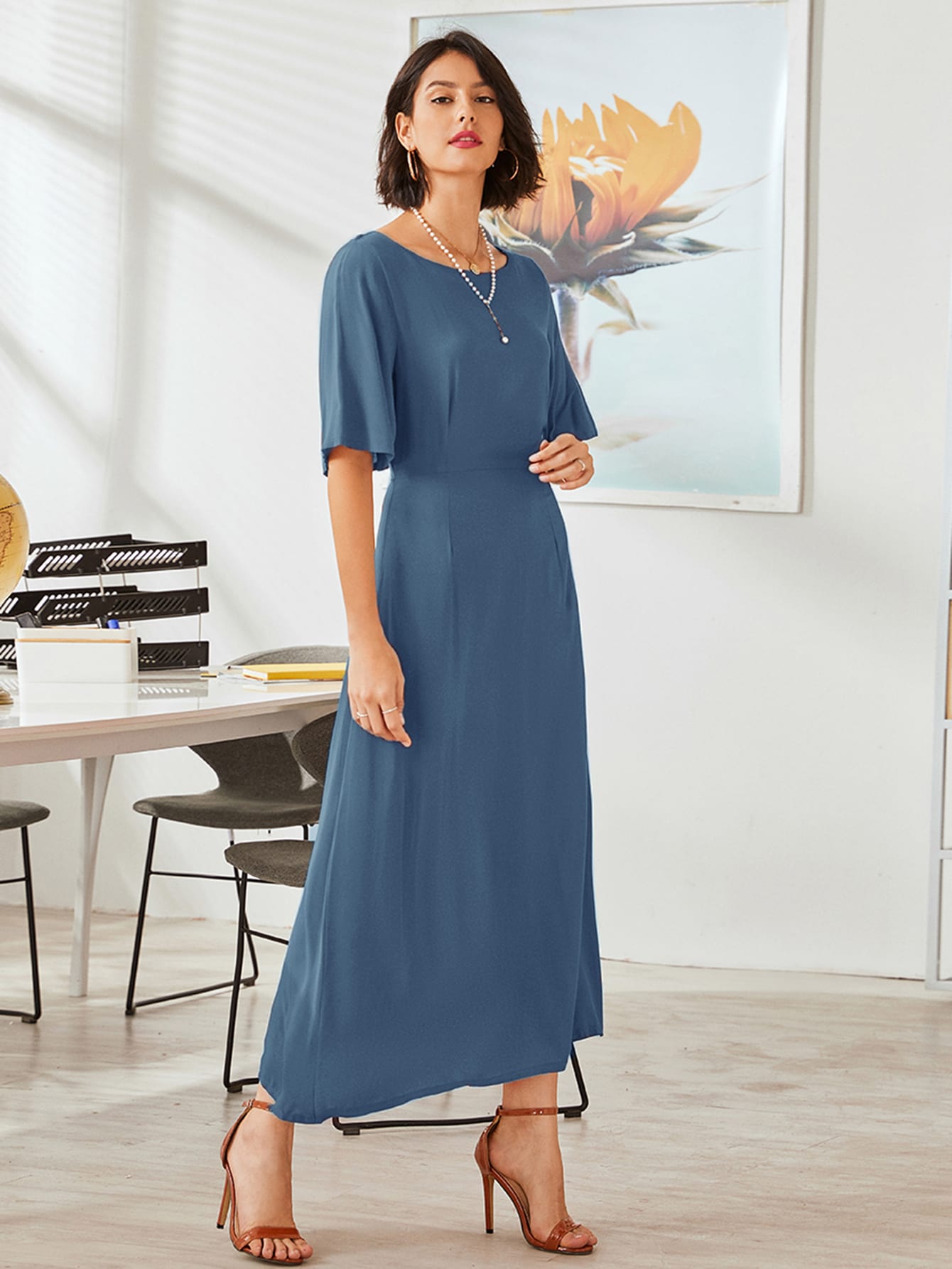 Flutter Sleeve Keyhole Back A-line Dress