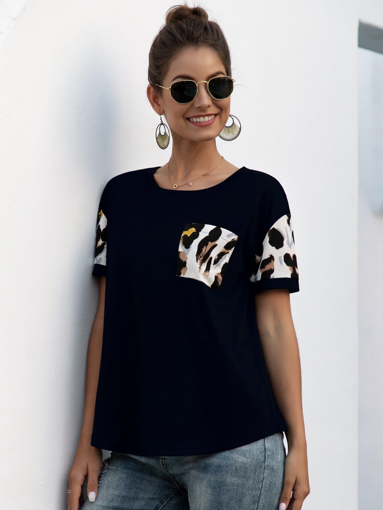 Contrast Pocket Short Sleeve Tee