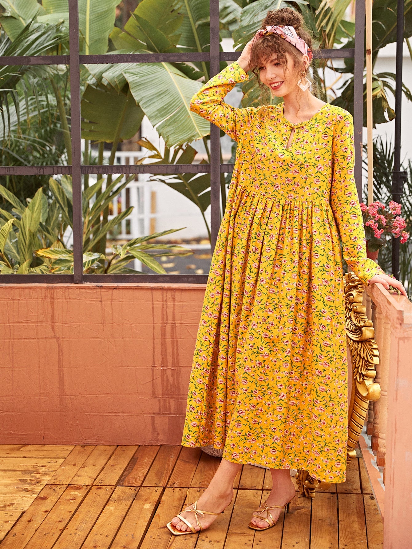 Ditsy Floral Print Smock Dress