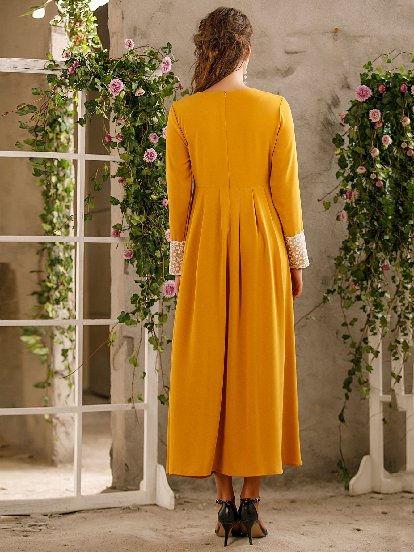Contrast Lace Panel A-line Dress