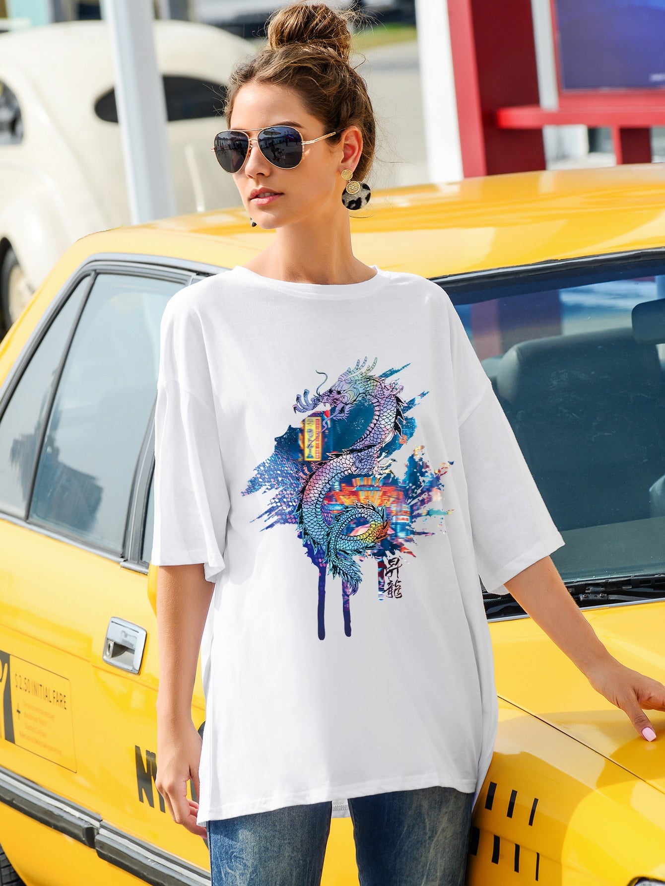 Drop Shoulder Dragon Print Oversized Tee