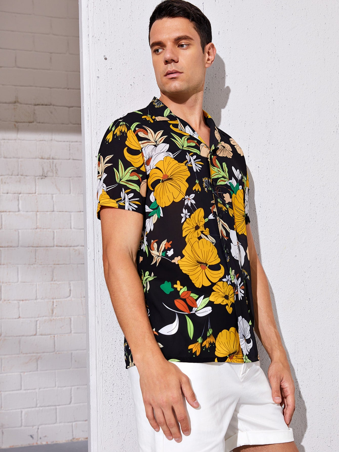 Men Button Front Floral Print Shirt