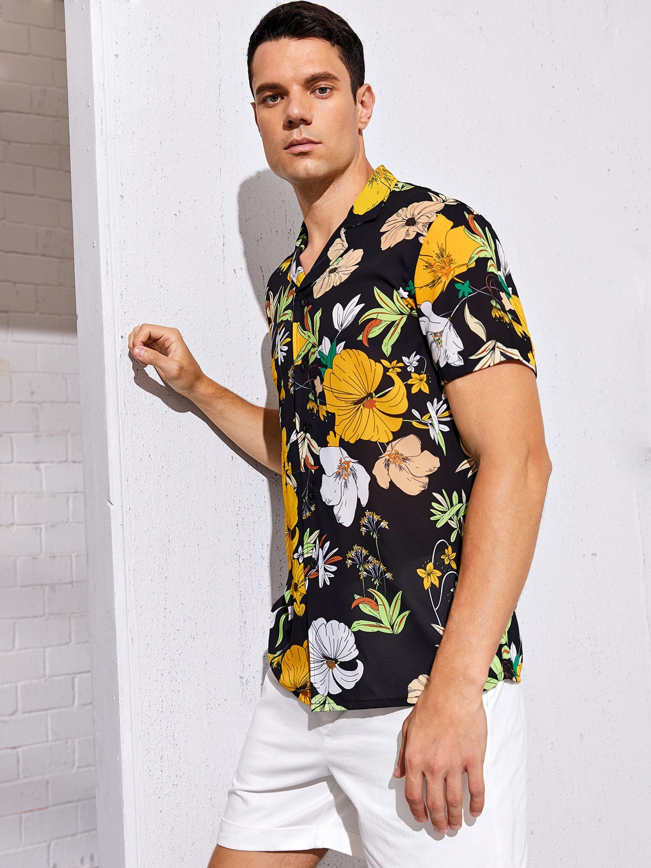 Men Button Front Floral Print Shirt