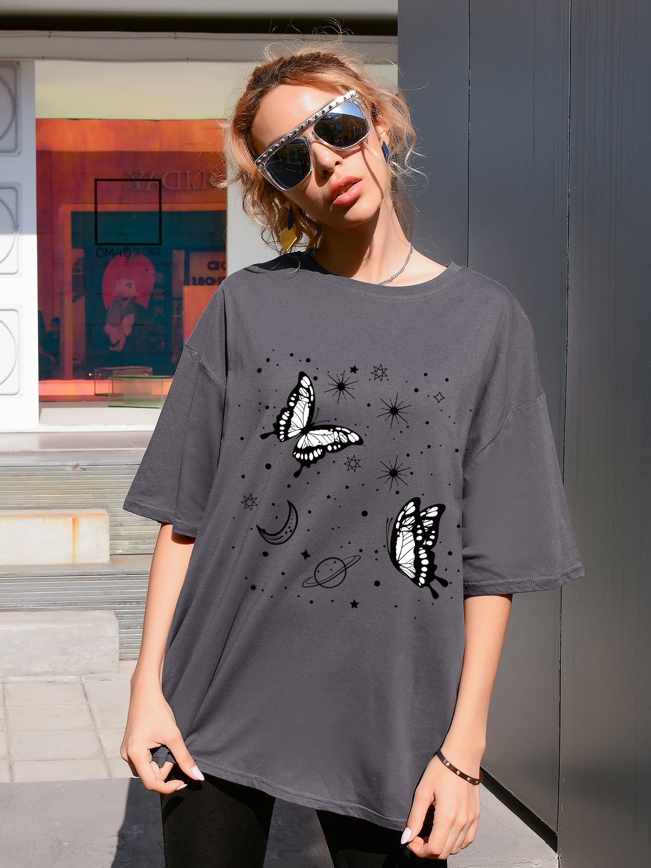 Drop Shoulder Butterfly Print Oversized Tee