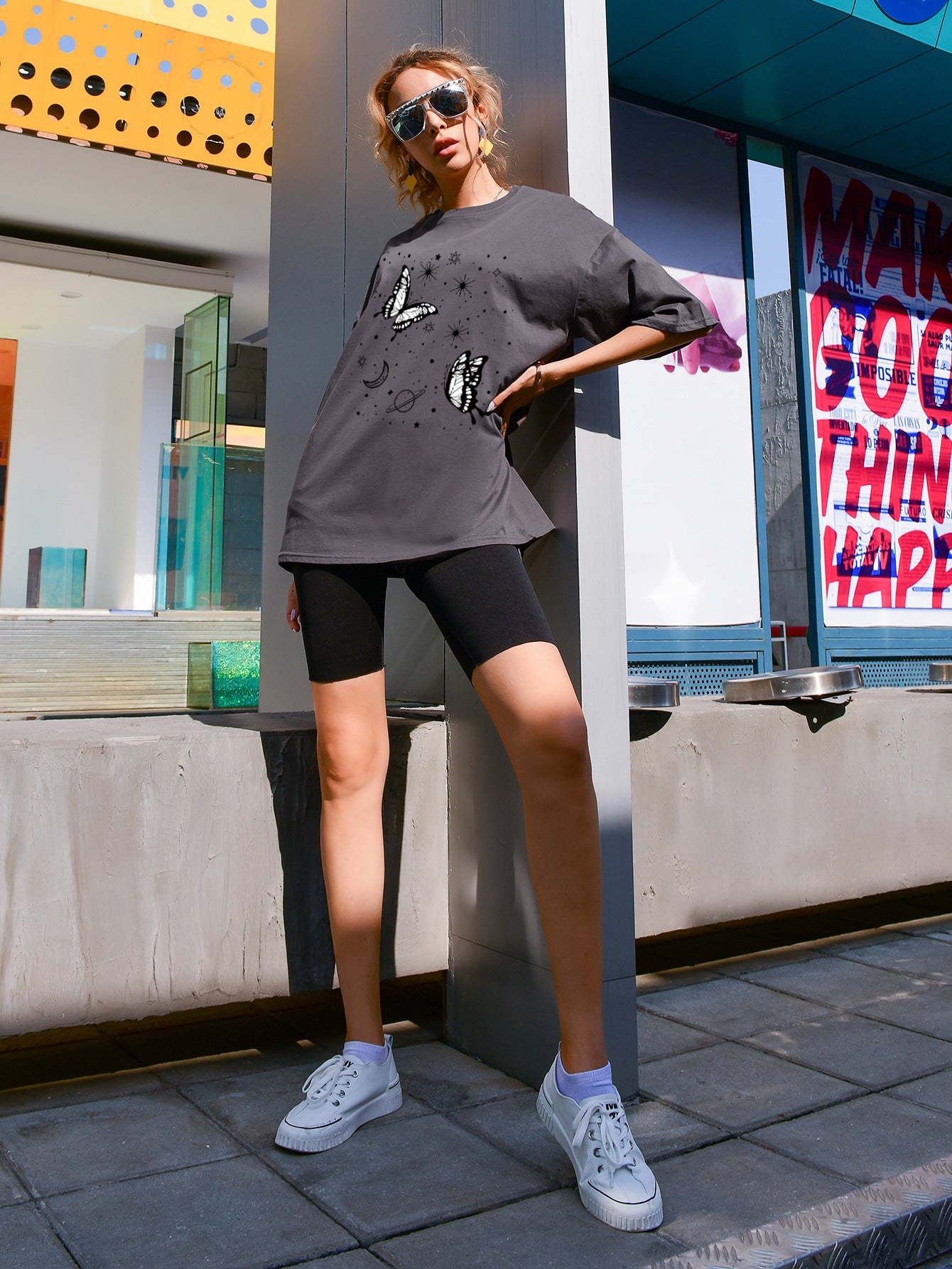 Drop Shoulder Butterfly Print Oversized Tee