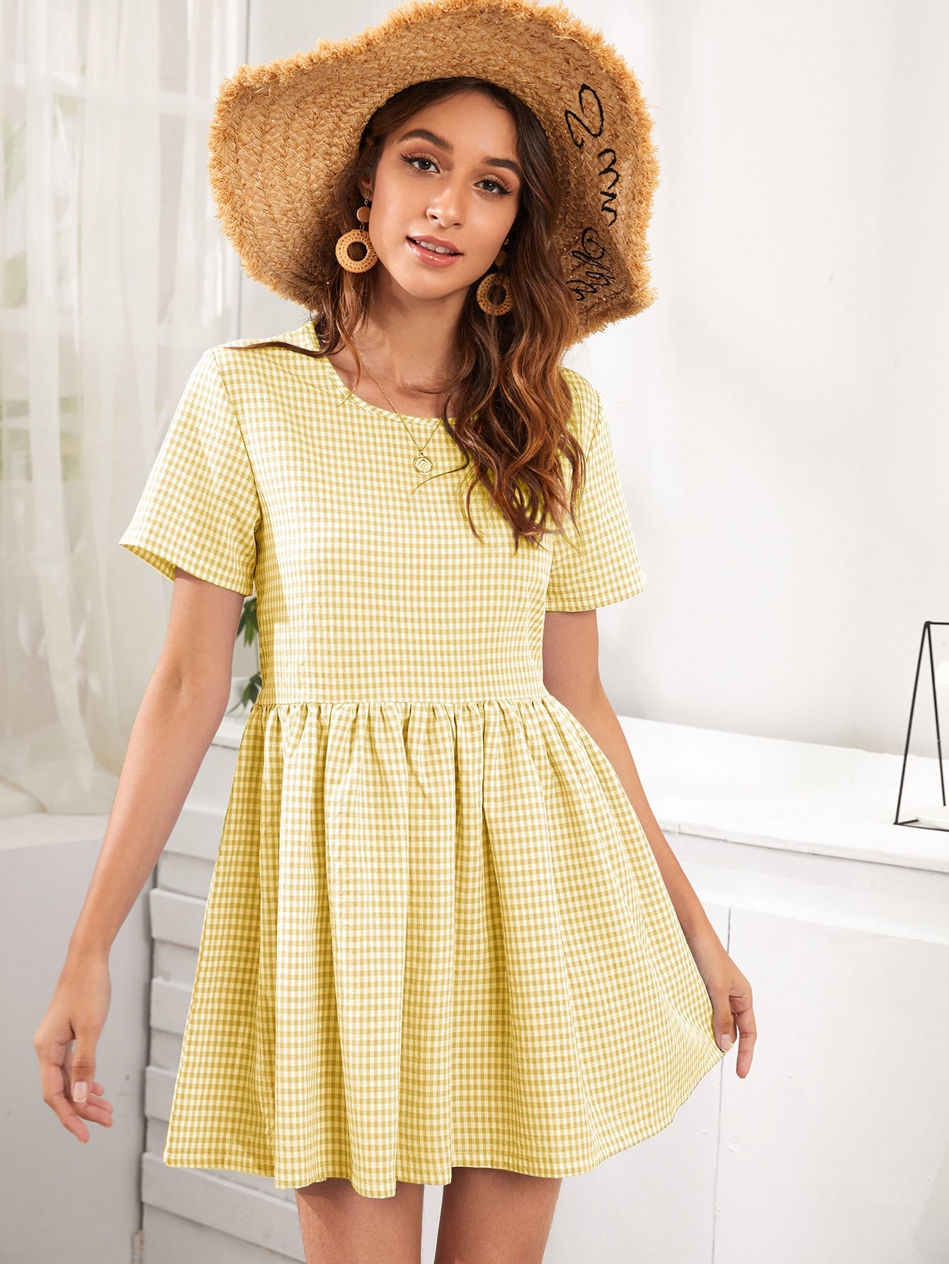 Round Neck Short Dress