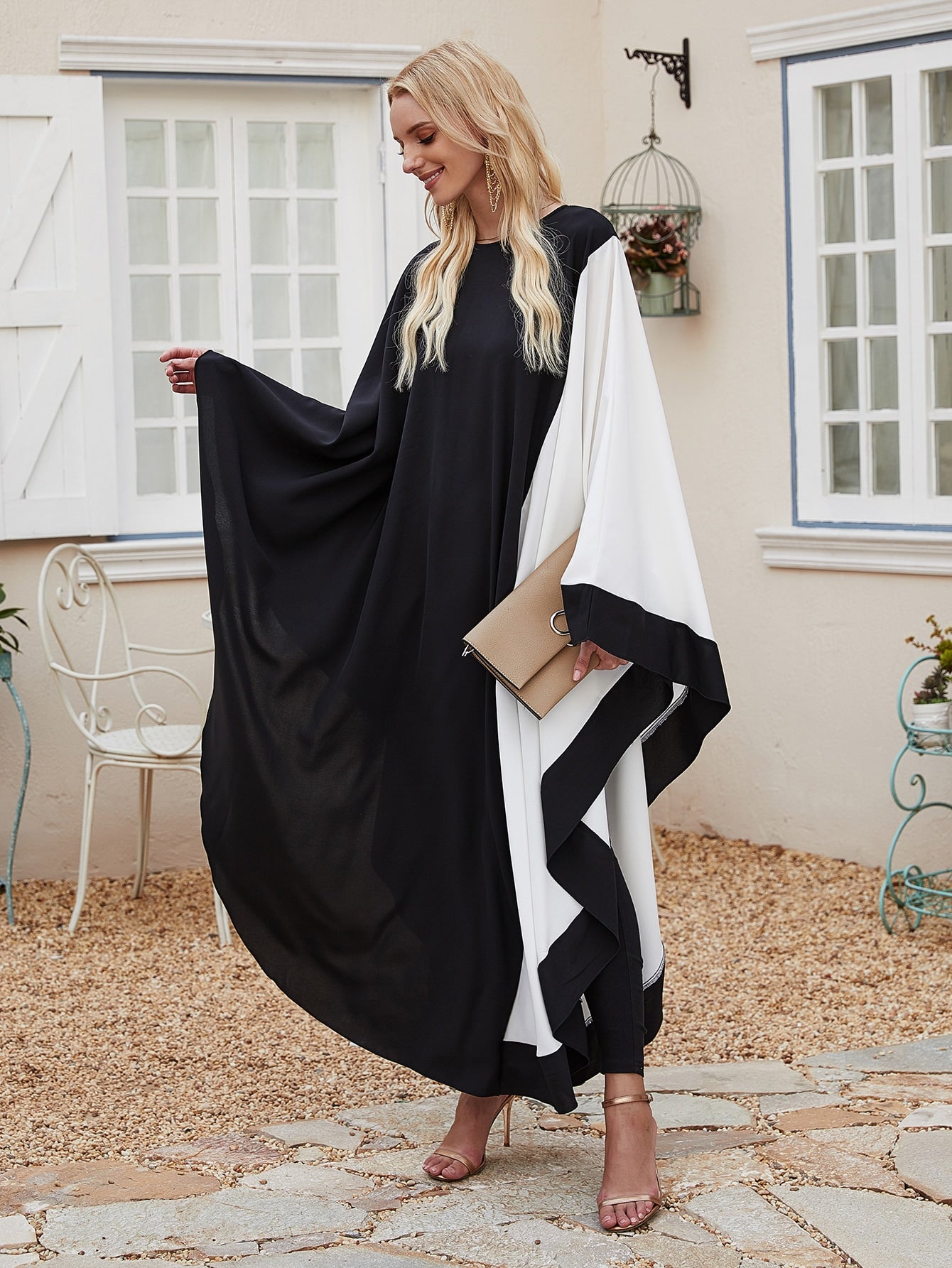 Two Tone Keyhole Back Kaftan Dress