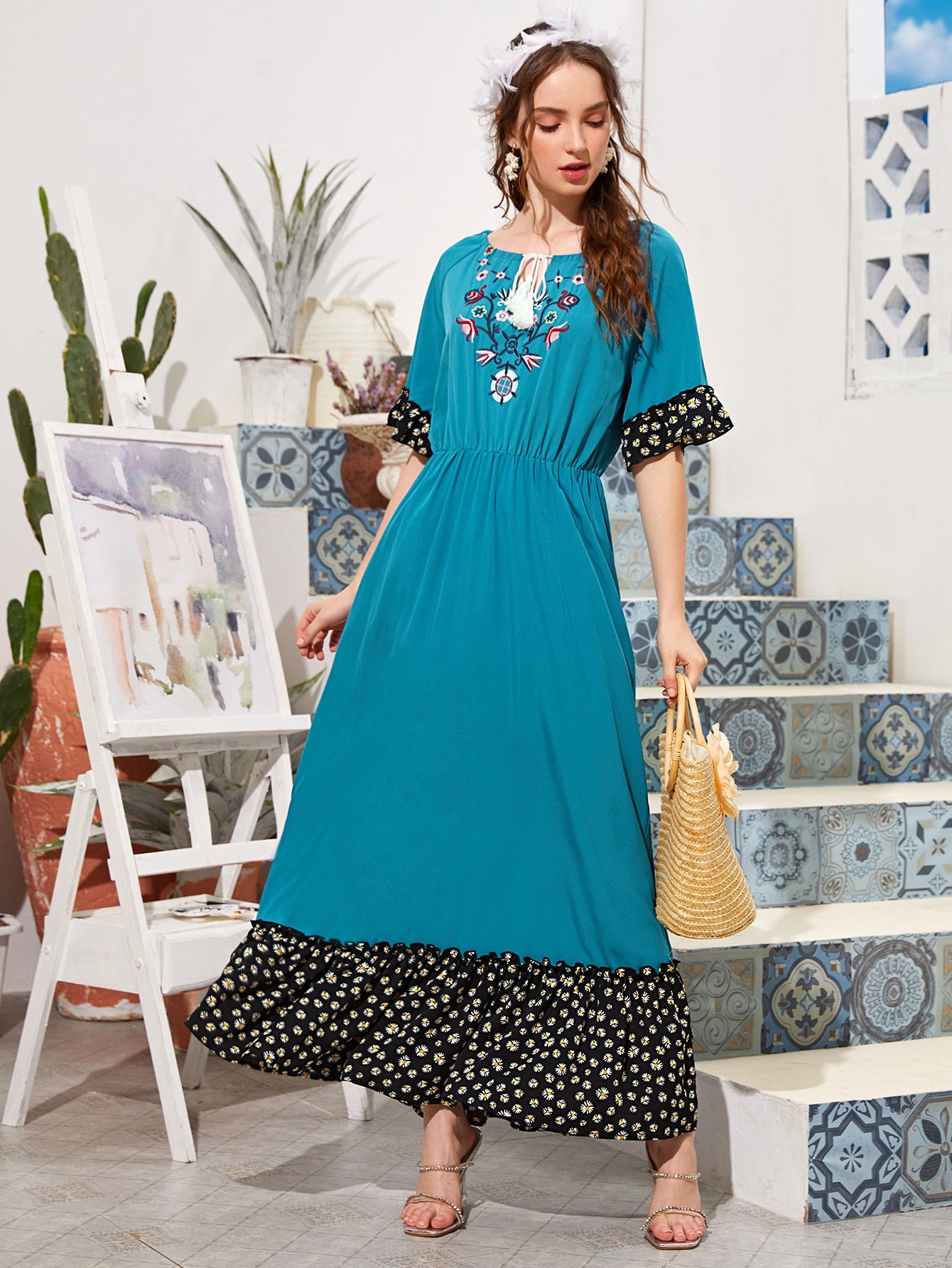 Floral Embroidered Tassel Tie Contrast Daisy A-line Dress