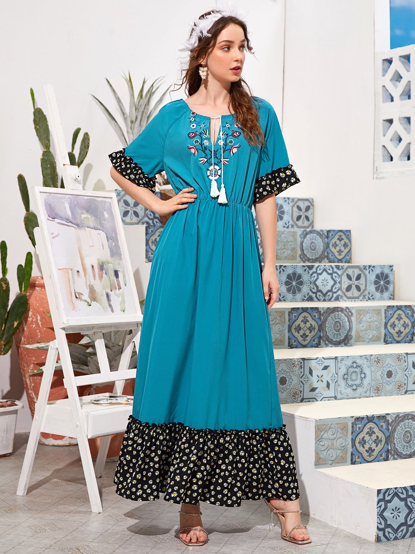 Floral Embroidered Tassel Tie Contrast Daisy A-line Dress
