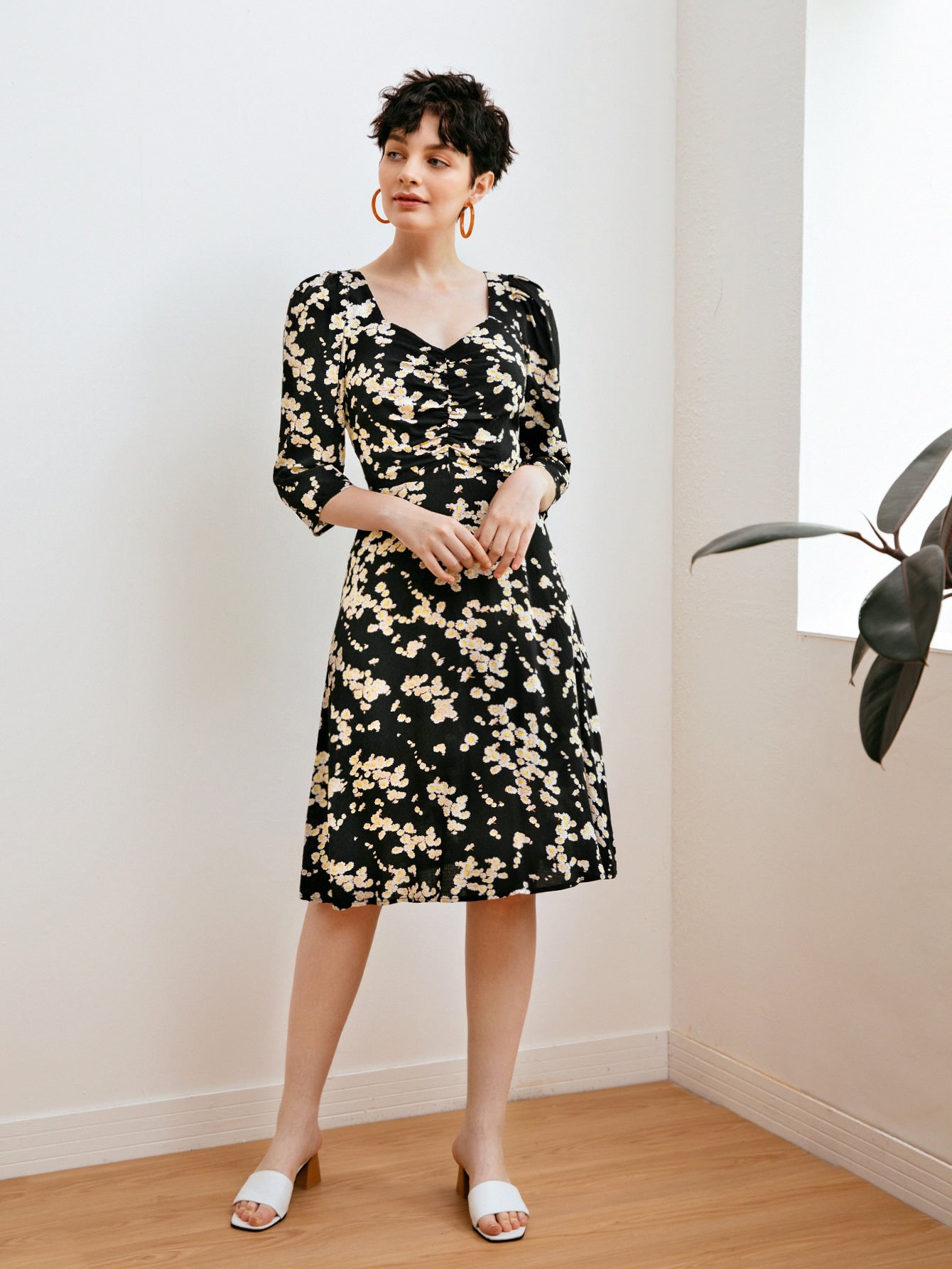 Cutout Tie Back Ruched Detail Ditsy Floral Dress