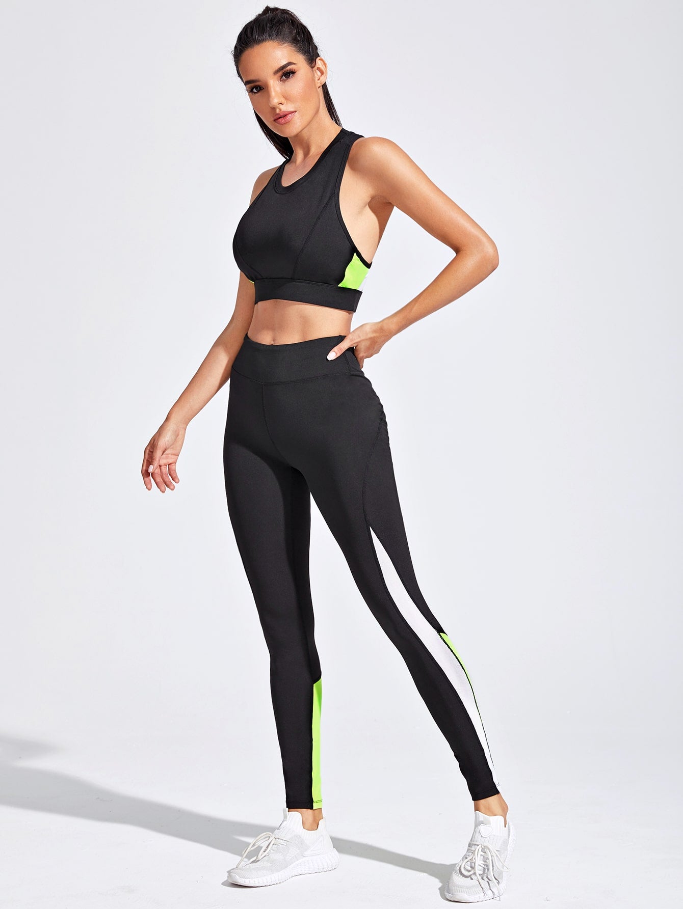 Colorblock Racer Back Sports Bra & Leggings
