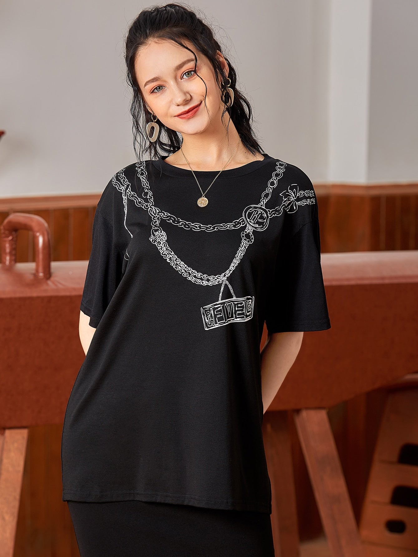 Chain And Letter Graphic Tee