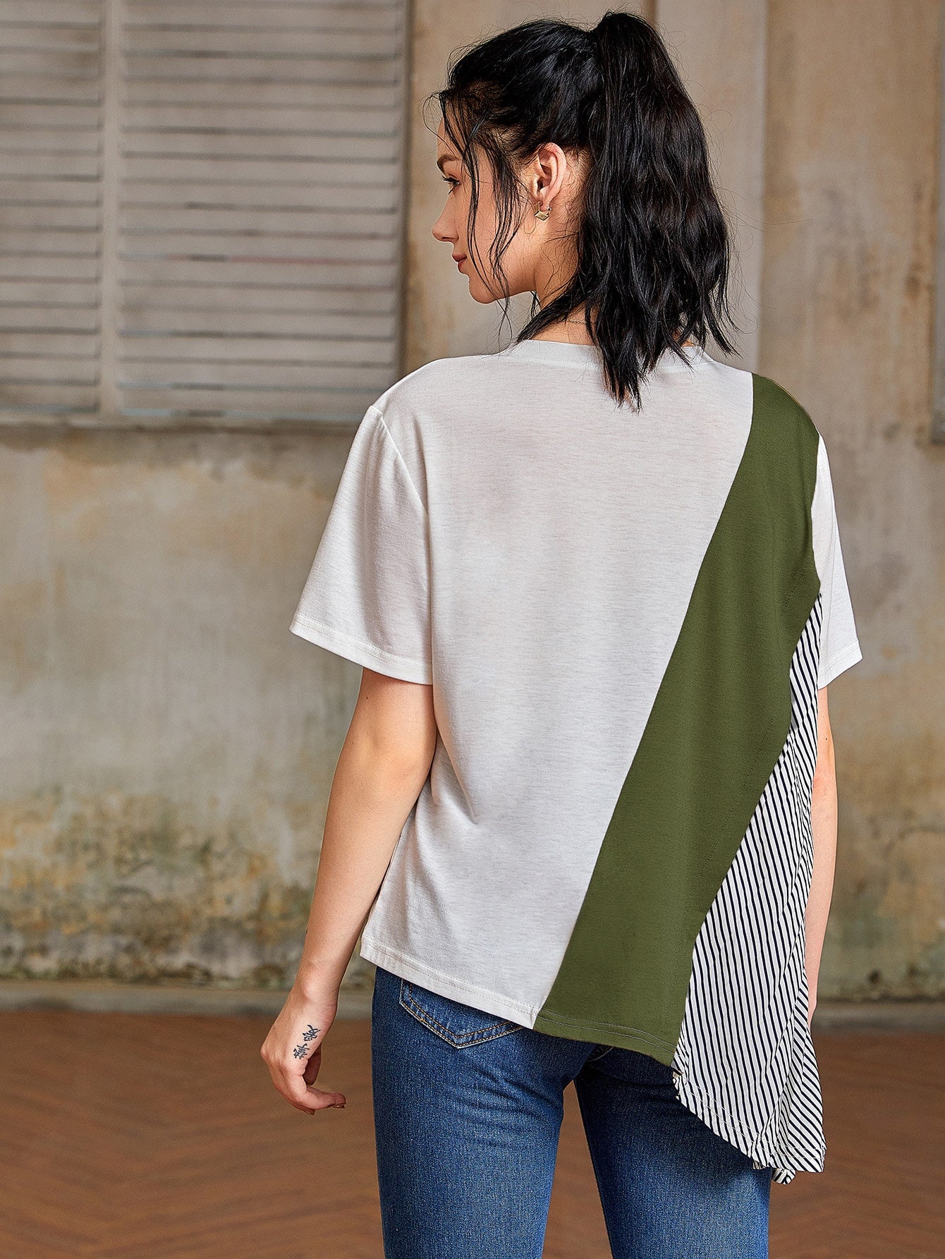 Cut And Sew Asymmetric Hen Tee