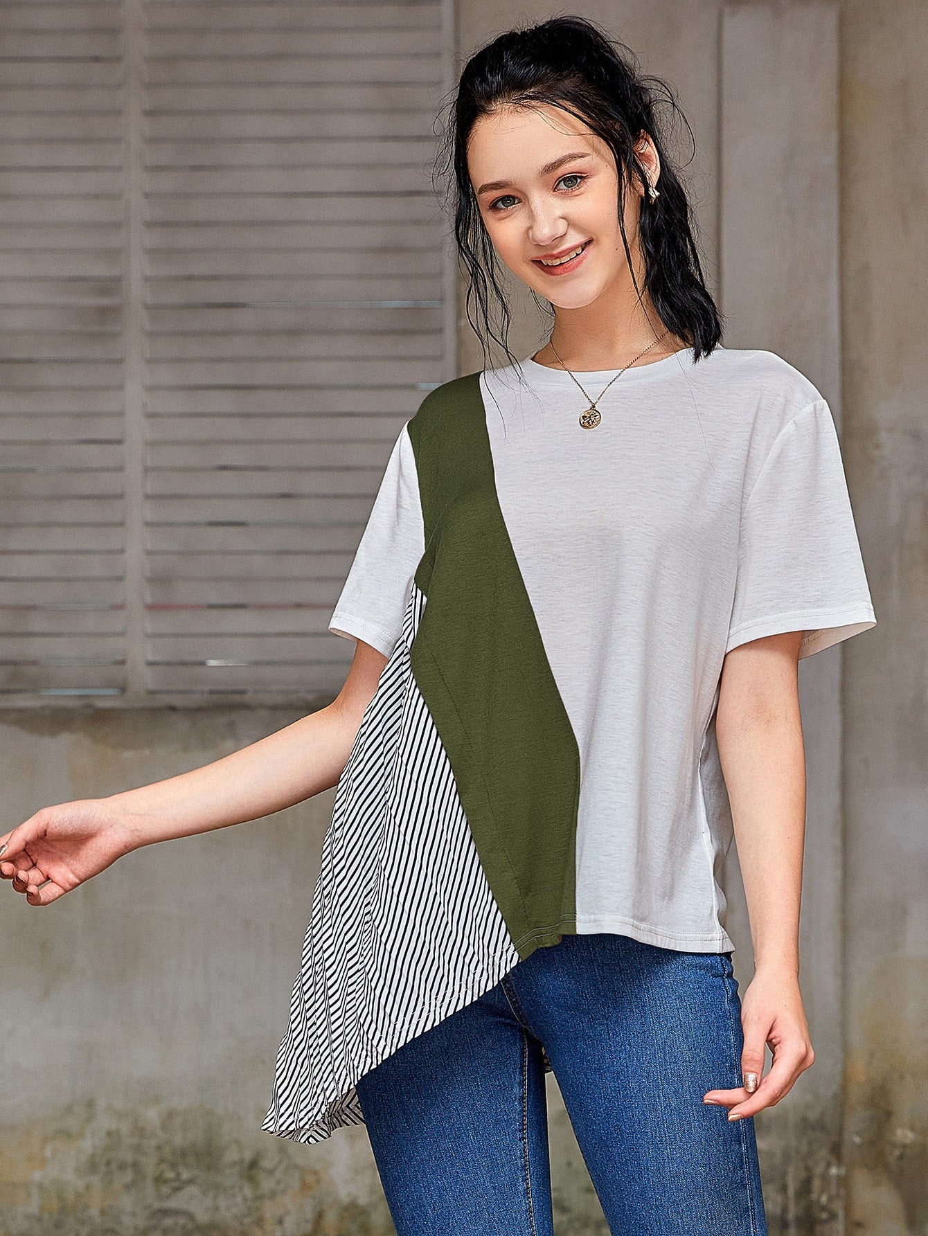 Cut And Sew Asymmetric Hen Tee