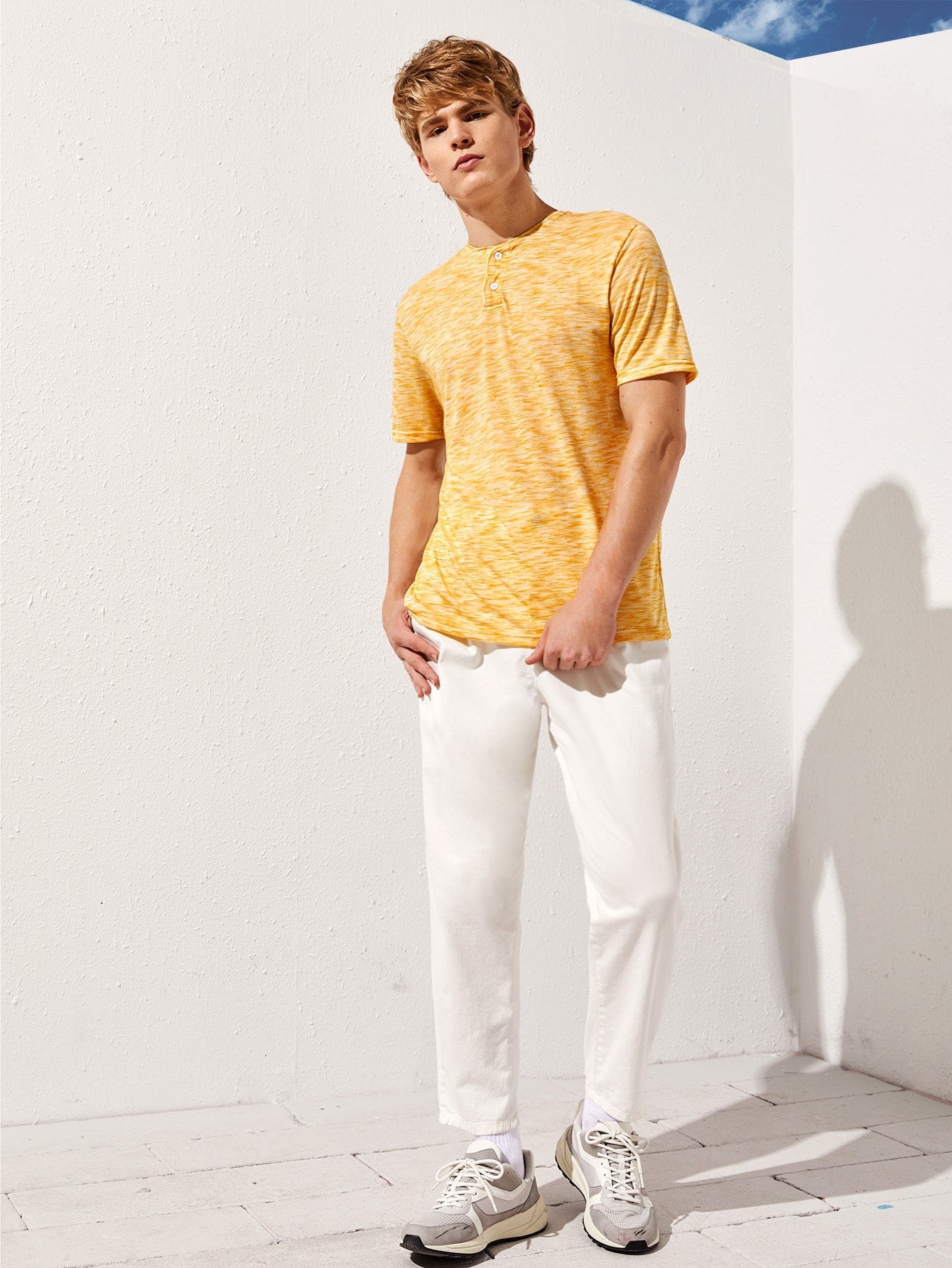 Men Buttoned Neck Space Dye Top