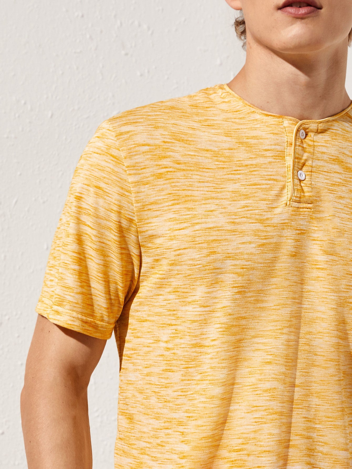 Men Buttoned Neck Space Dye Top