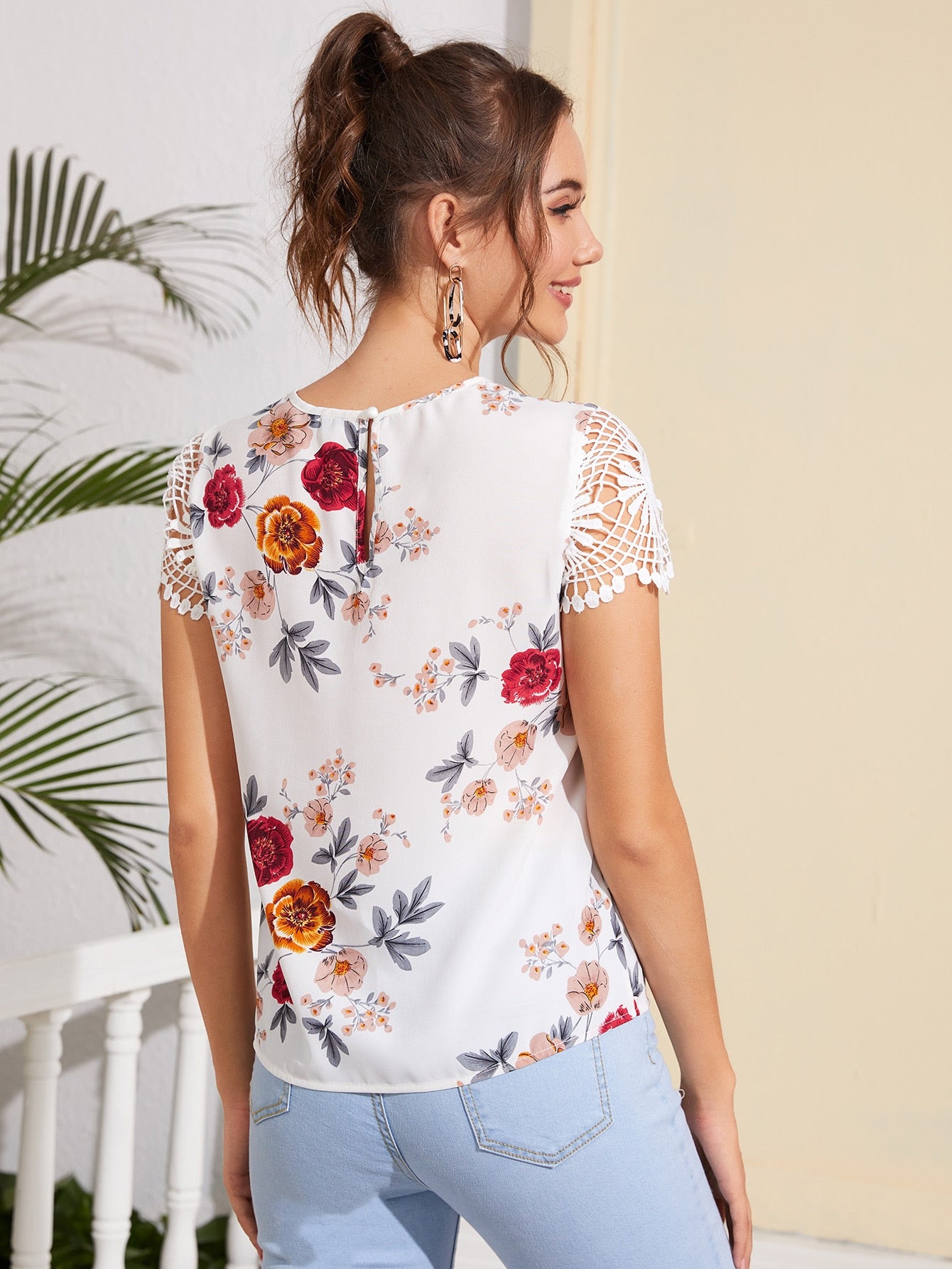 Keyhole Neck Guipure Lace Sleeve Floral Top