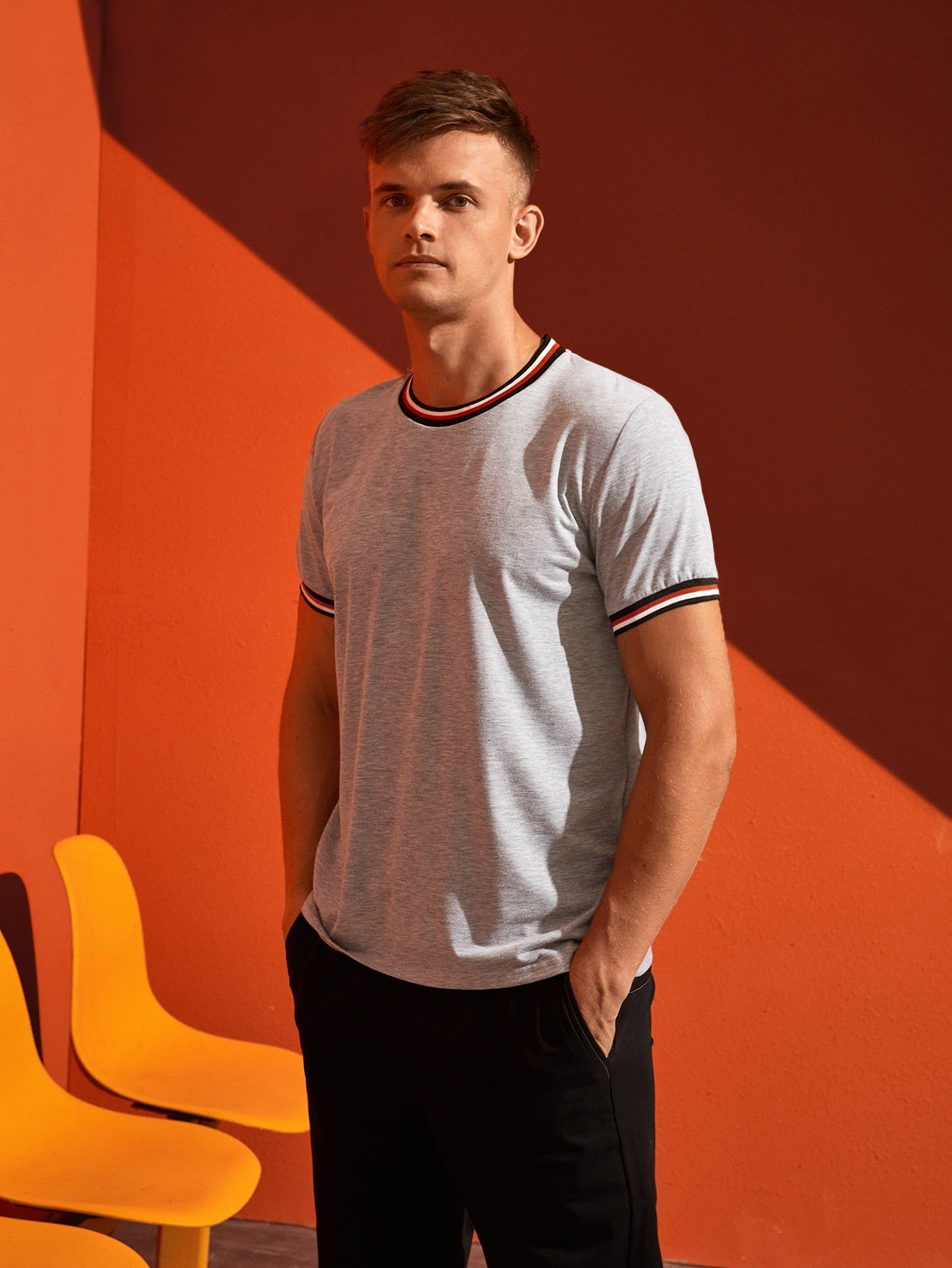 Men Striped Cuff Short Sleeve Tee