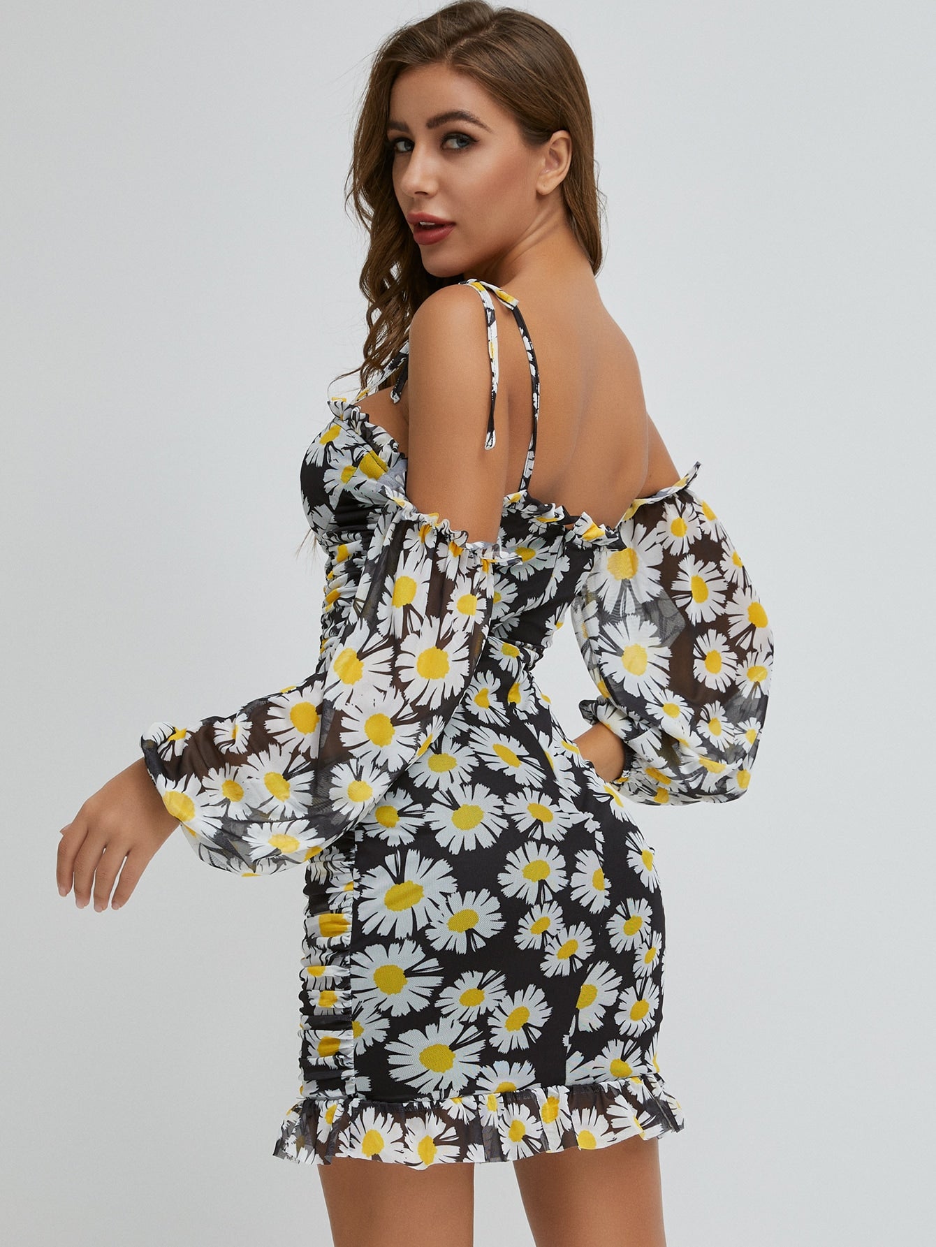 Cold Shoulder Ruched Daisy Floral Dress