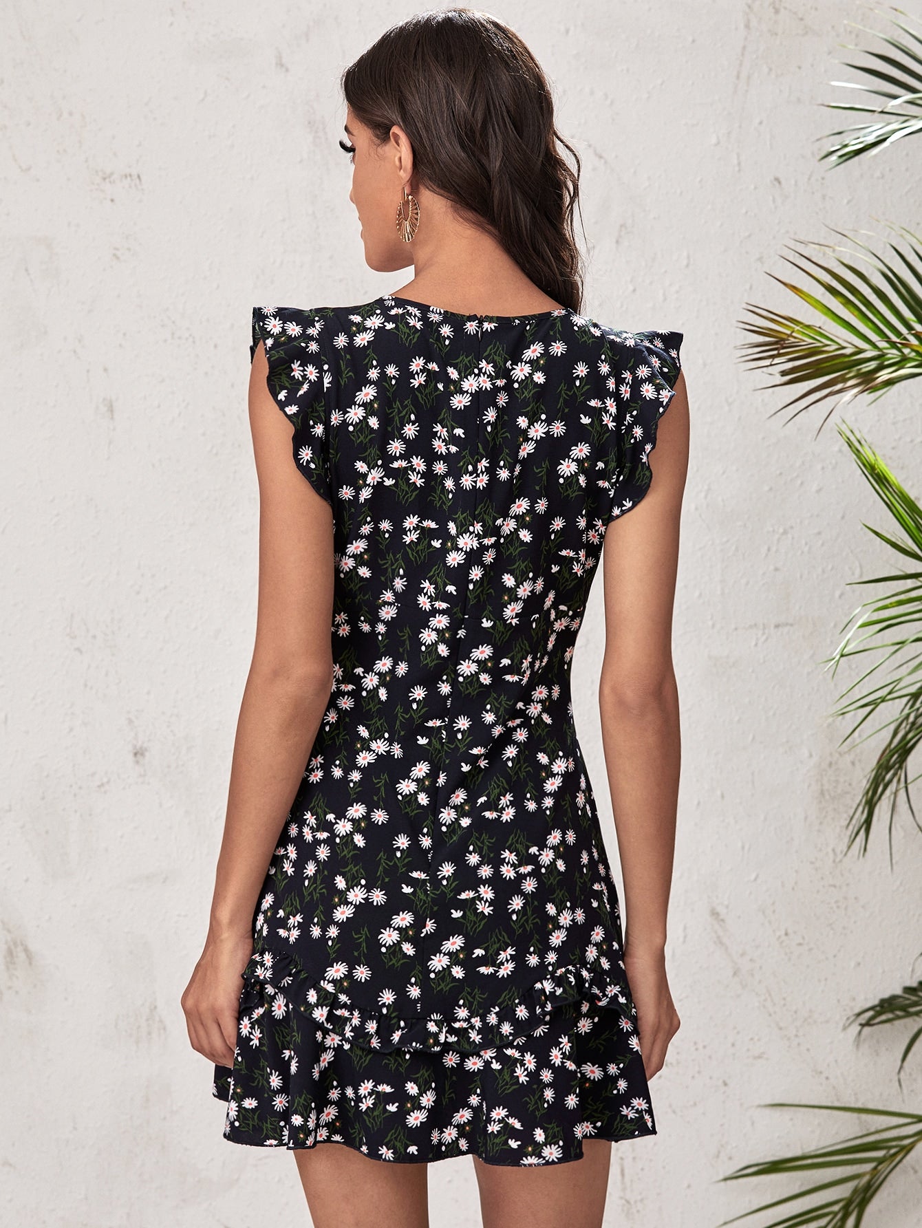 Ruffle Trim Floral Print Dress
