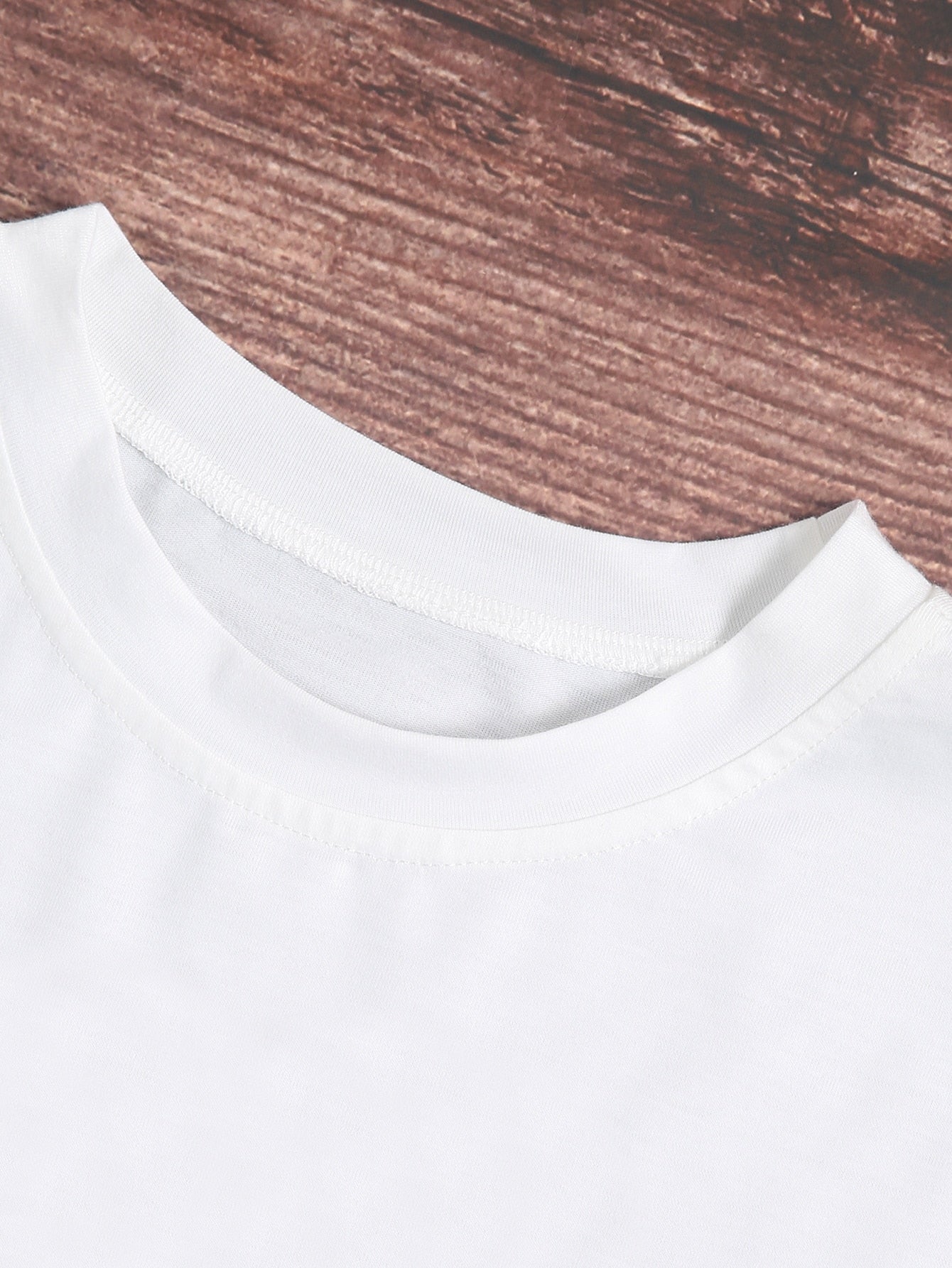 Lipstick And Letter Graphic Tee