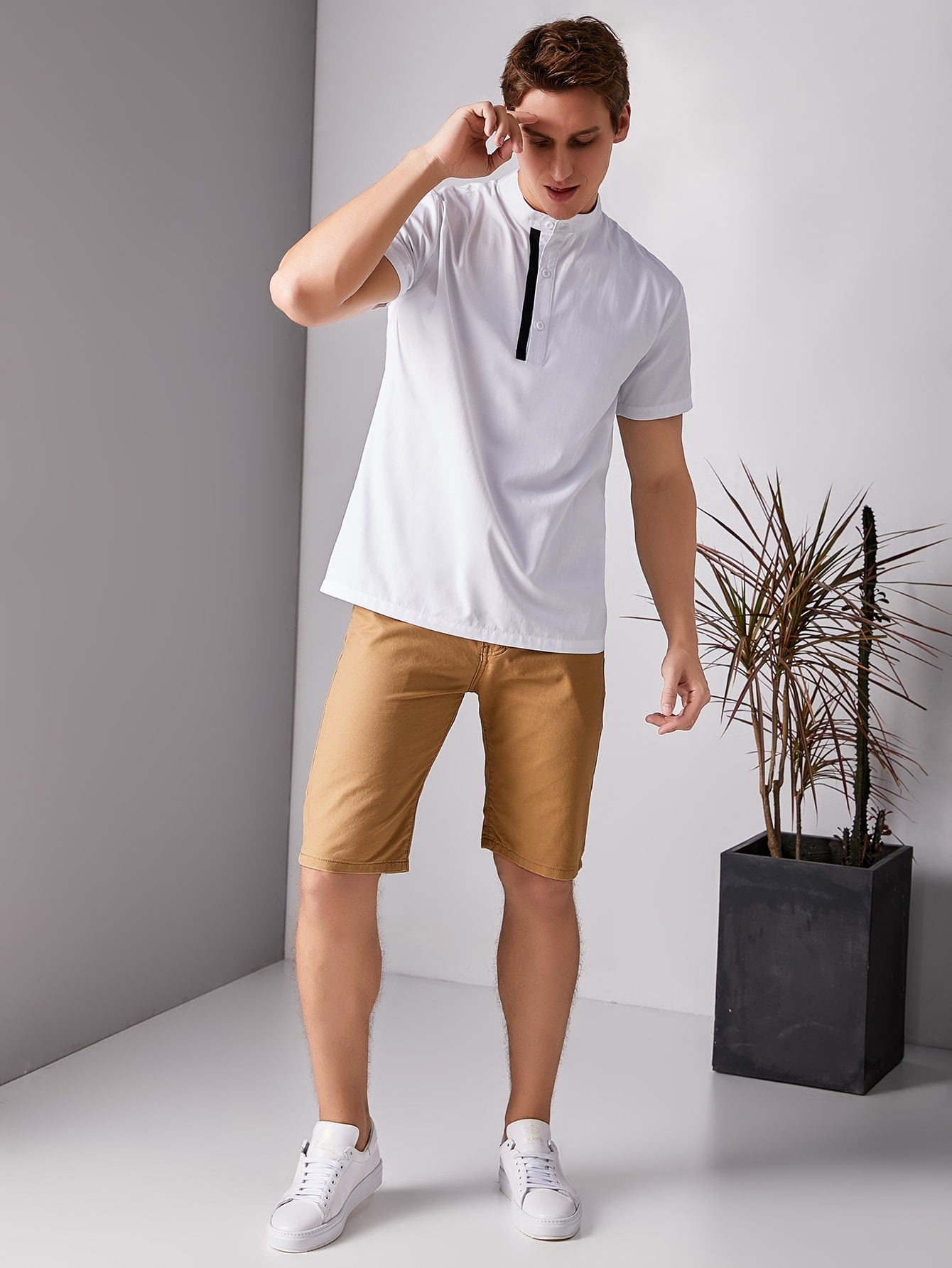 Men Stand Collar Contrast Tape Half Placket Shirt